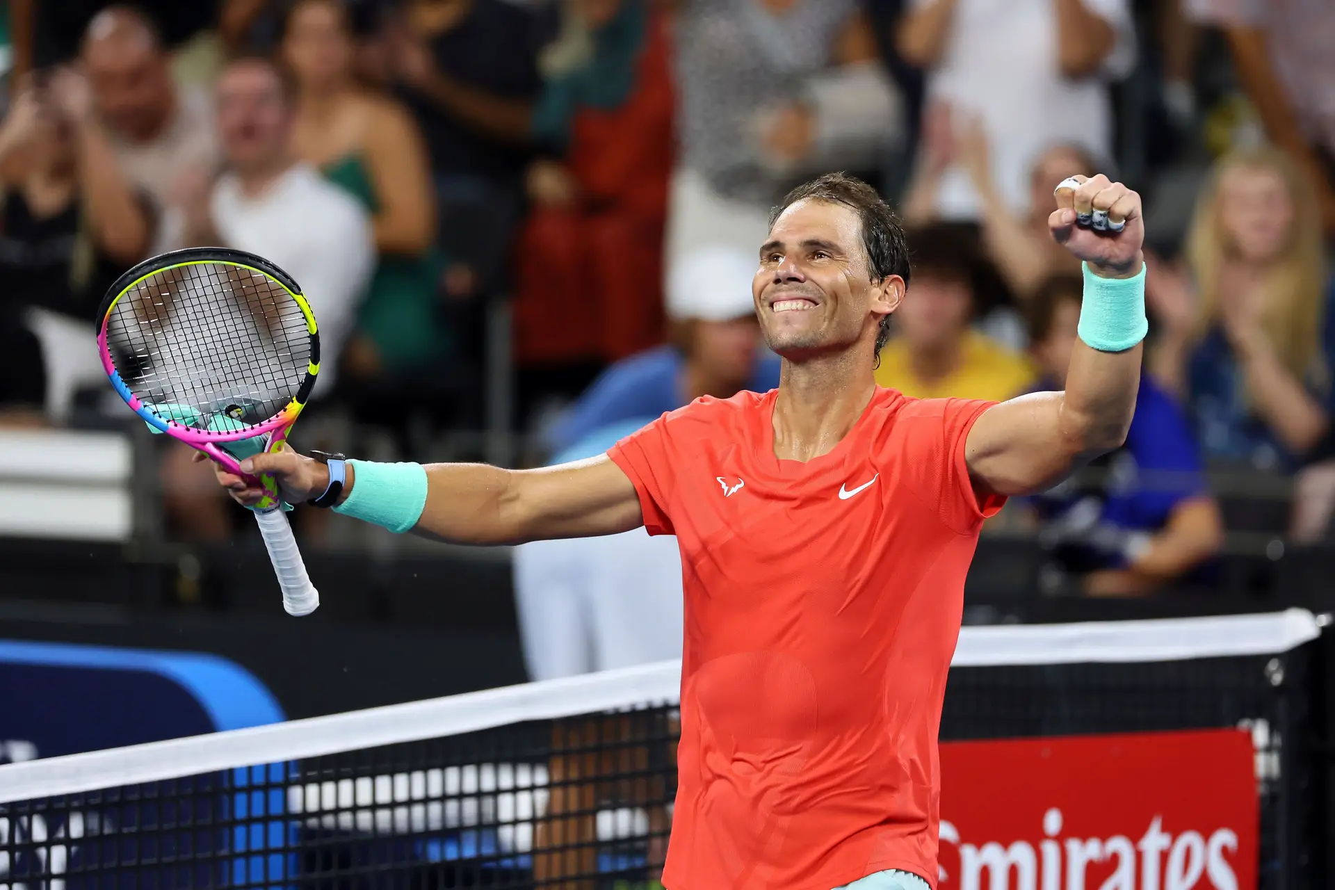 Nadal prossegue regresso vitorioso e avança para os quartos de final em Brisbane
