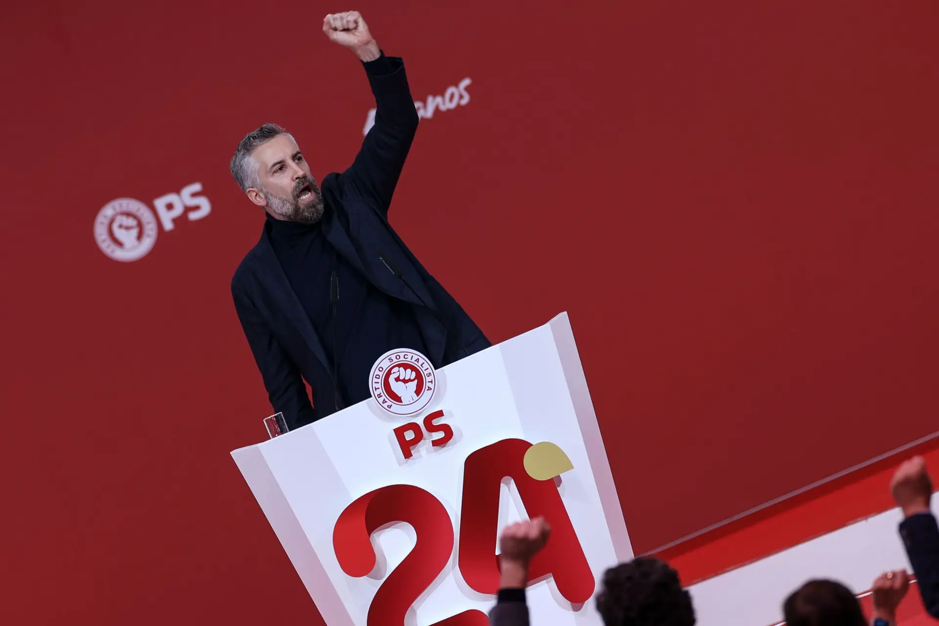 O 1.º discurso (e a promessa) de Pedro Nuno e os avisos (vários) aos perigos à Direita