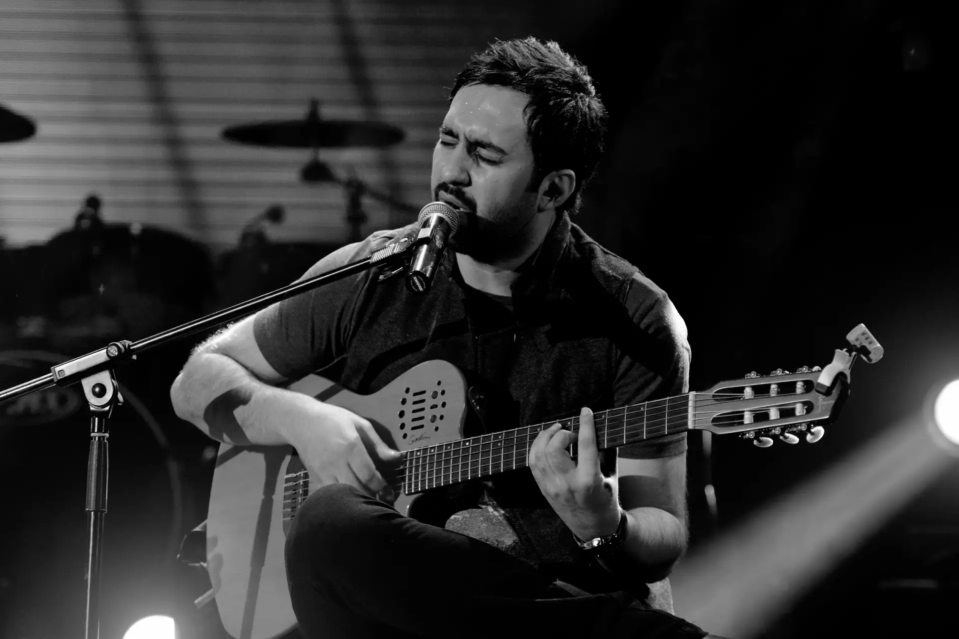 Músico Mehdi Yarrahi.