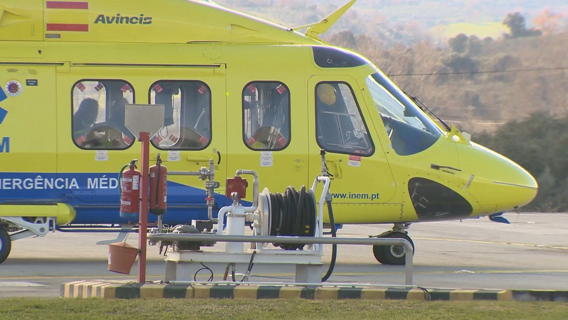 Governo critica INEM por falta de concurso público para helicópteros
