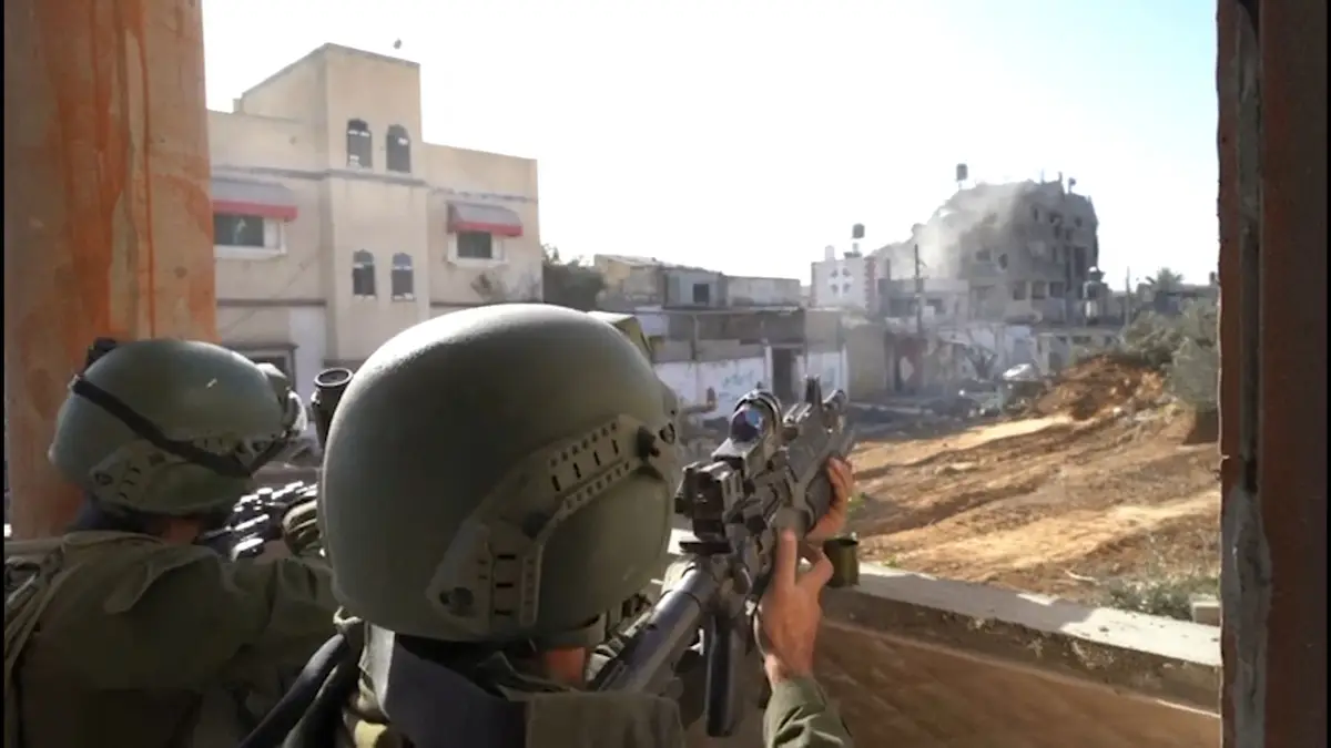 Soldado israelita em Gaza