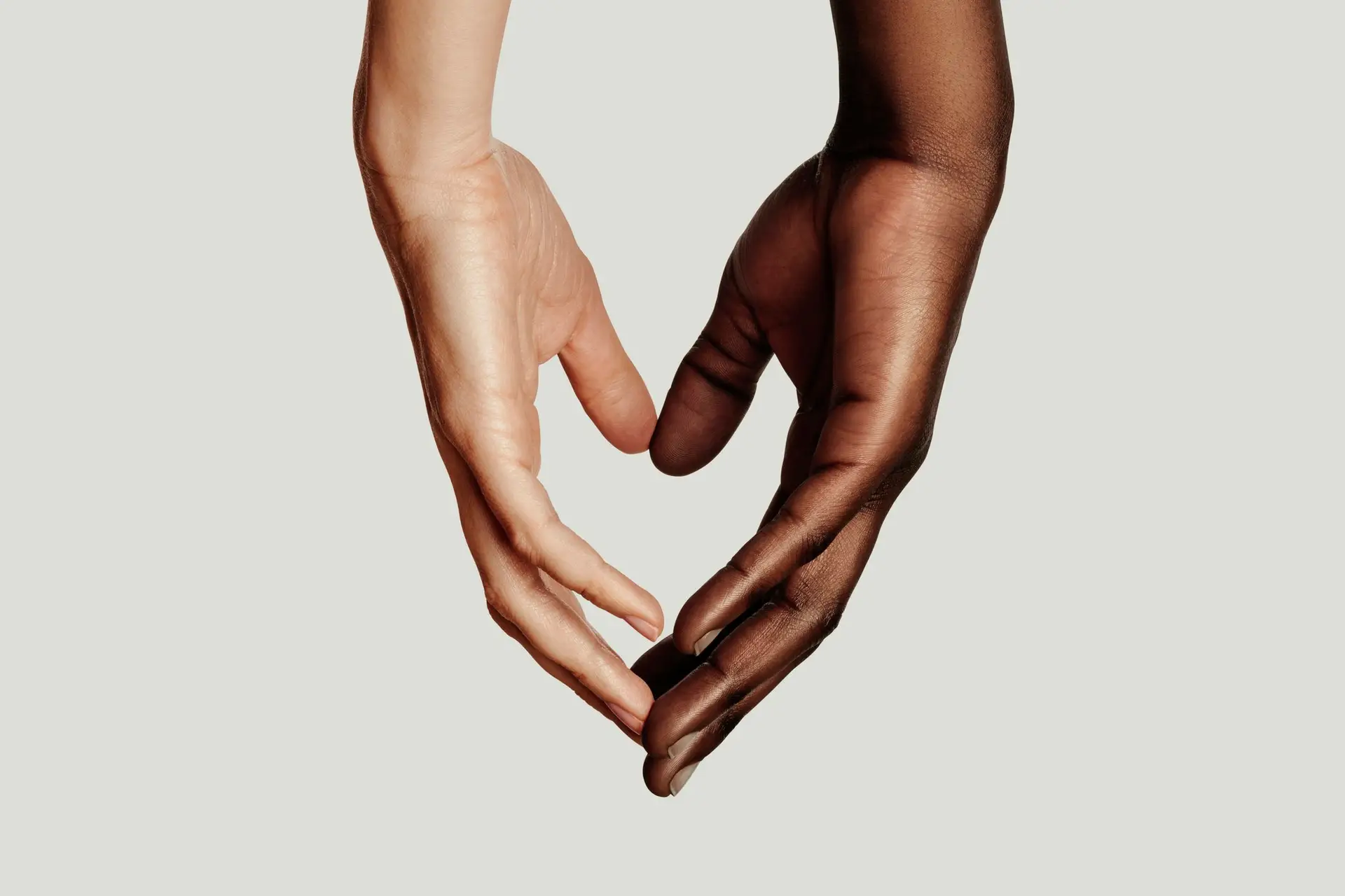 Como o amor nos "ilumina" e deixa marcas no cérebro (a ciência comprova-o)