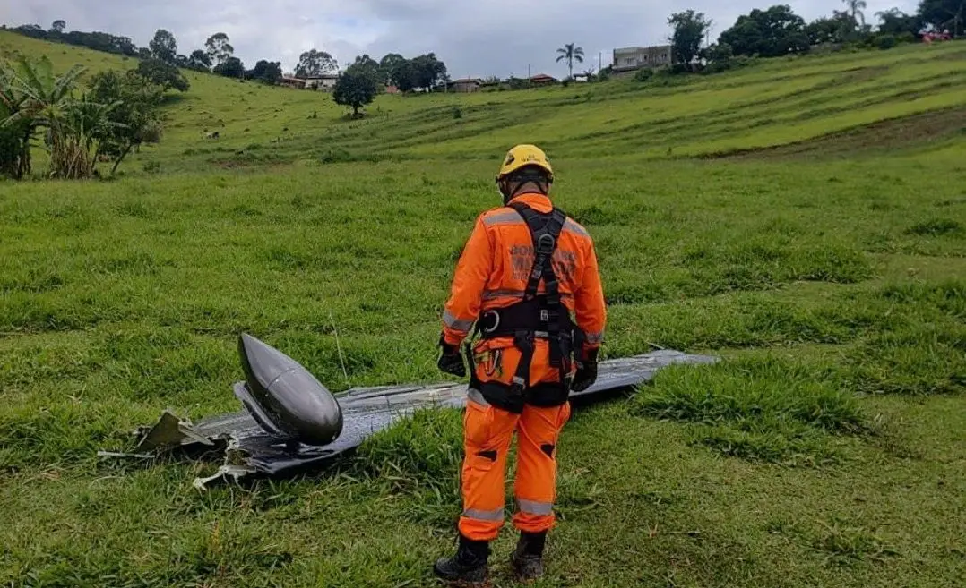 Avião caiu em Minas Gerais