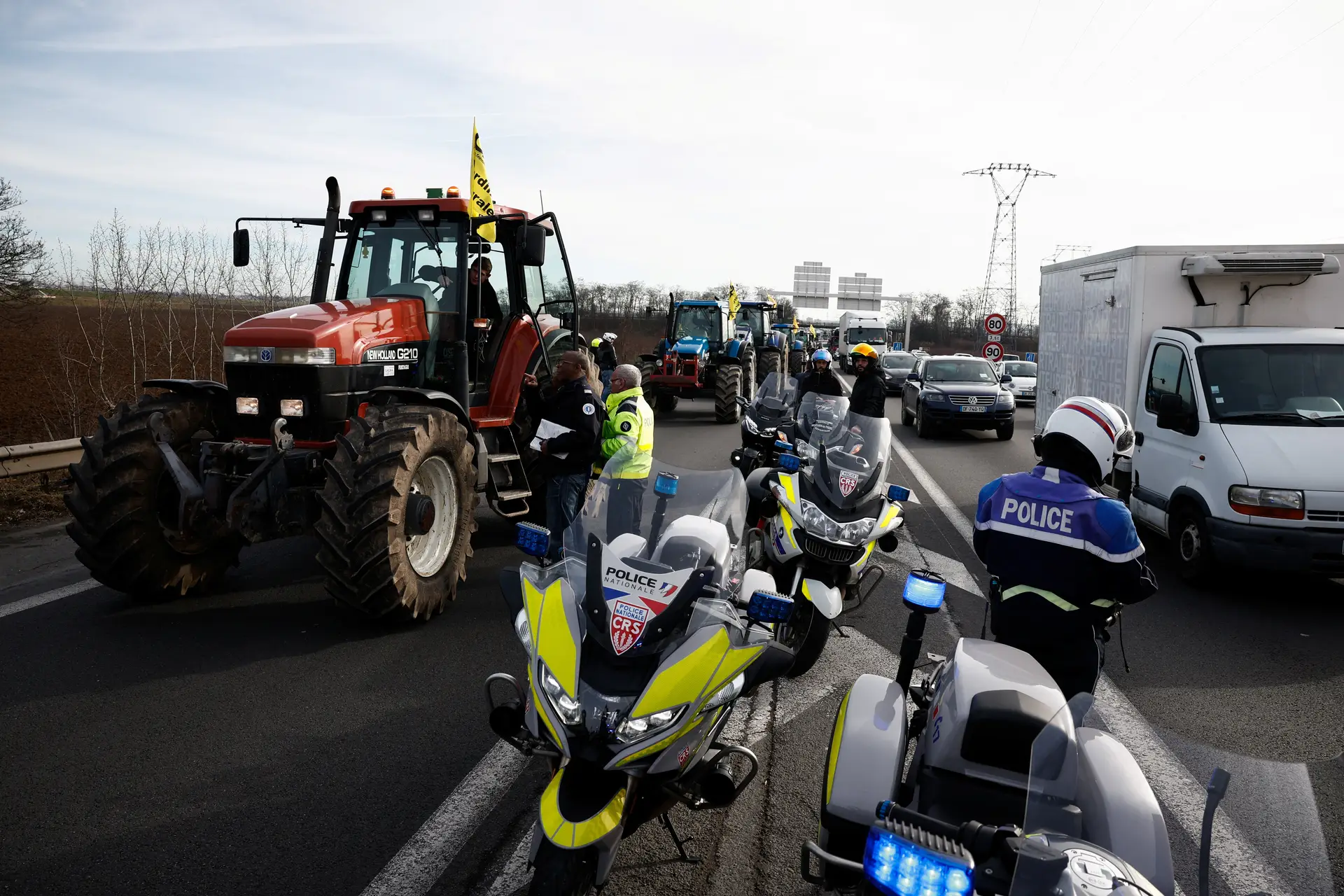 Les agriculteurs français menacent de paralyser Paris