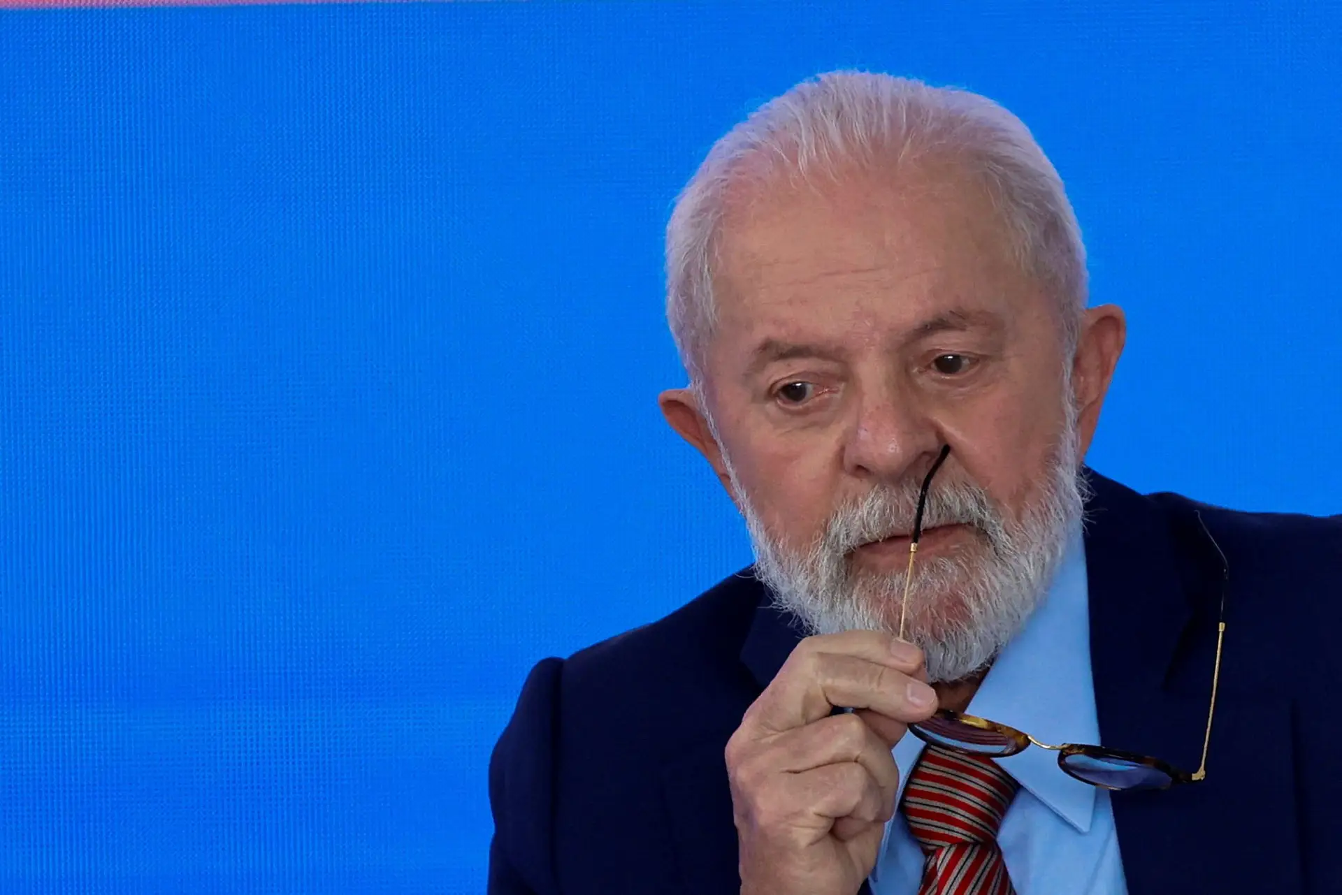 Lula diz que "extrema-direita raivosa" põe em risco democracia no mundo