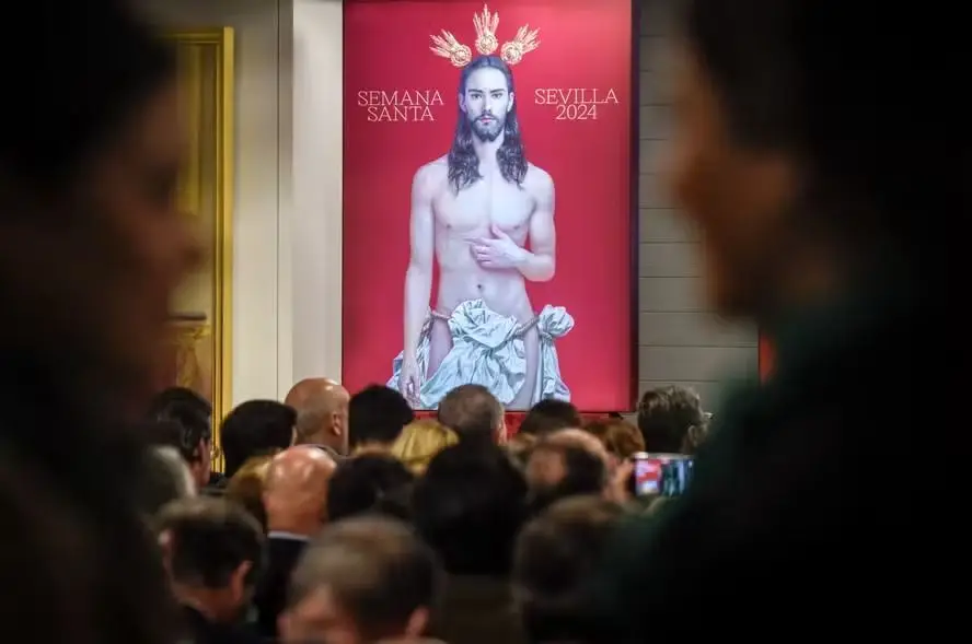 "Uma verdadeira vergonha": cartaz de Jesus Cristo causa polémica
