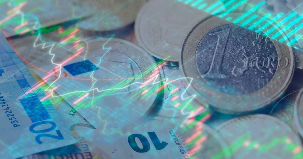 Quase um terço dos investimentos do PRR está em risco