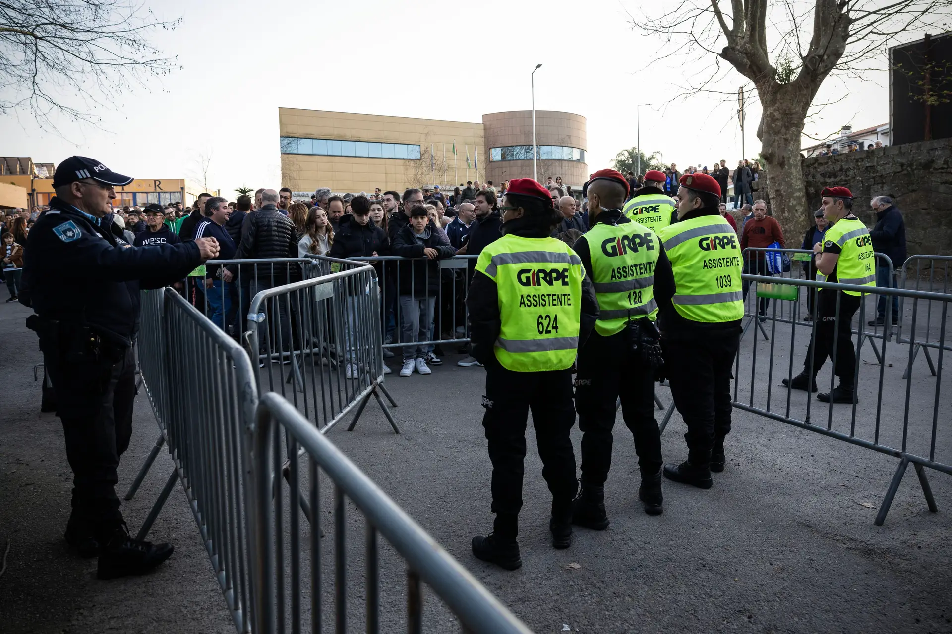 Famalicão-Sporting: Governo abre inquérito a baixas de polícias