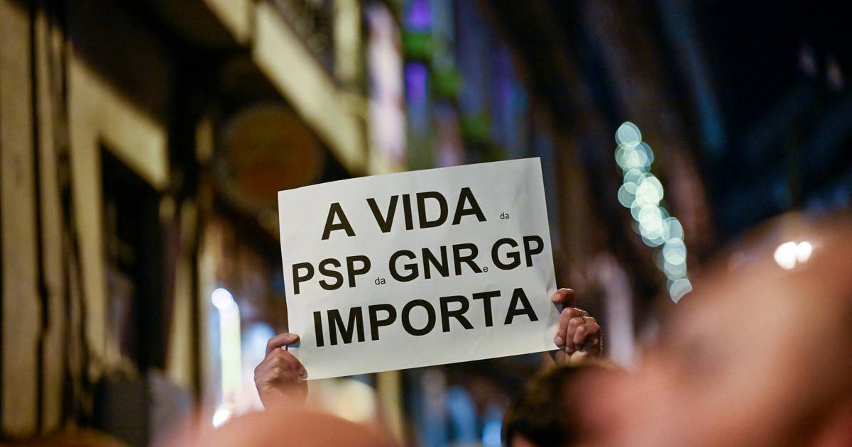 Polícias protestam em Lisboa contra desinteresse do Governo em relação às reivindicações das forças de segurança