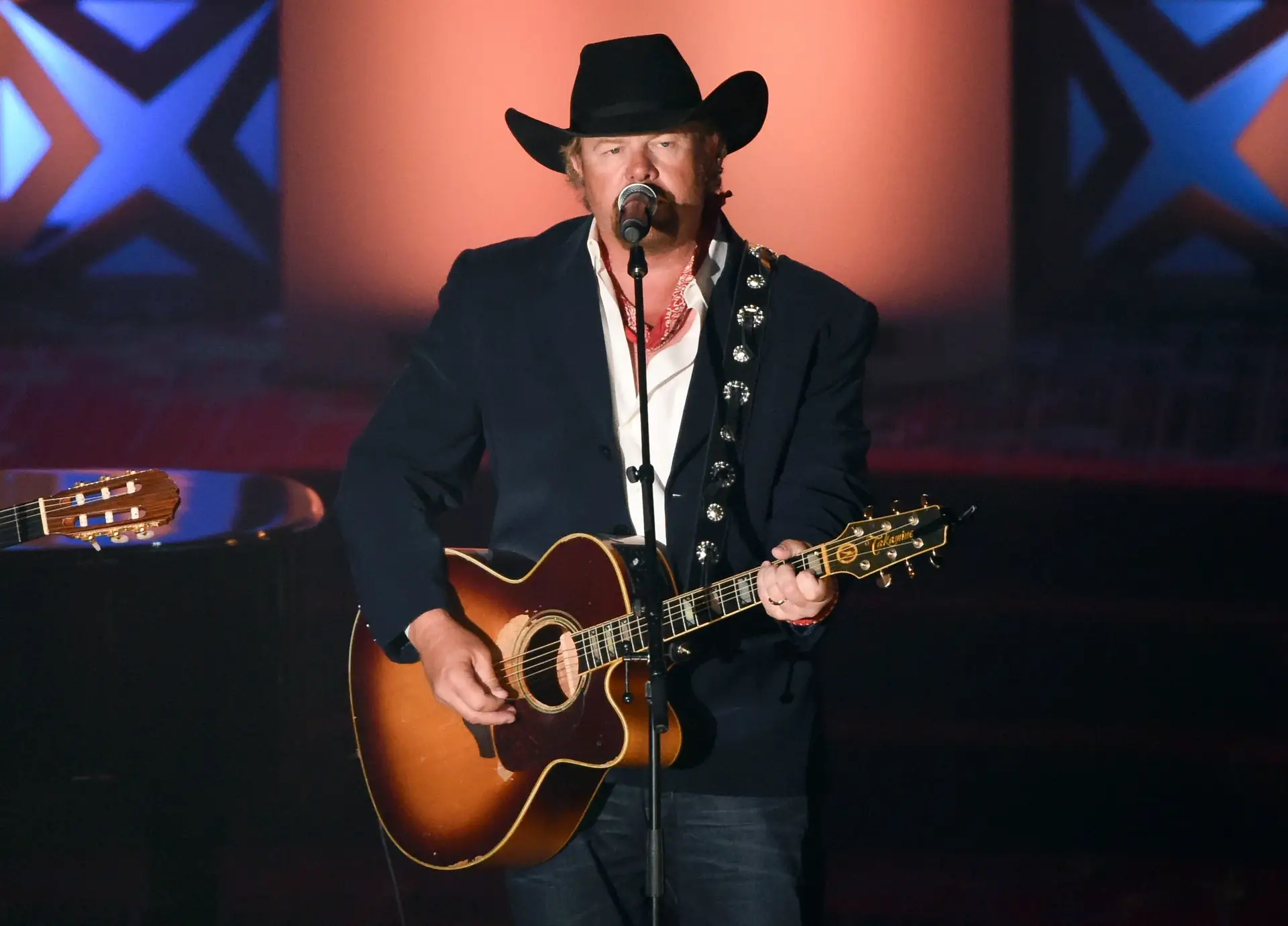 Cantor country Toby Keith morre aos 62 anos