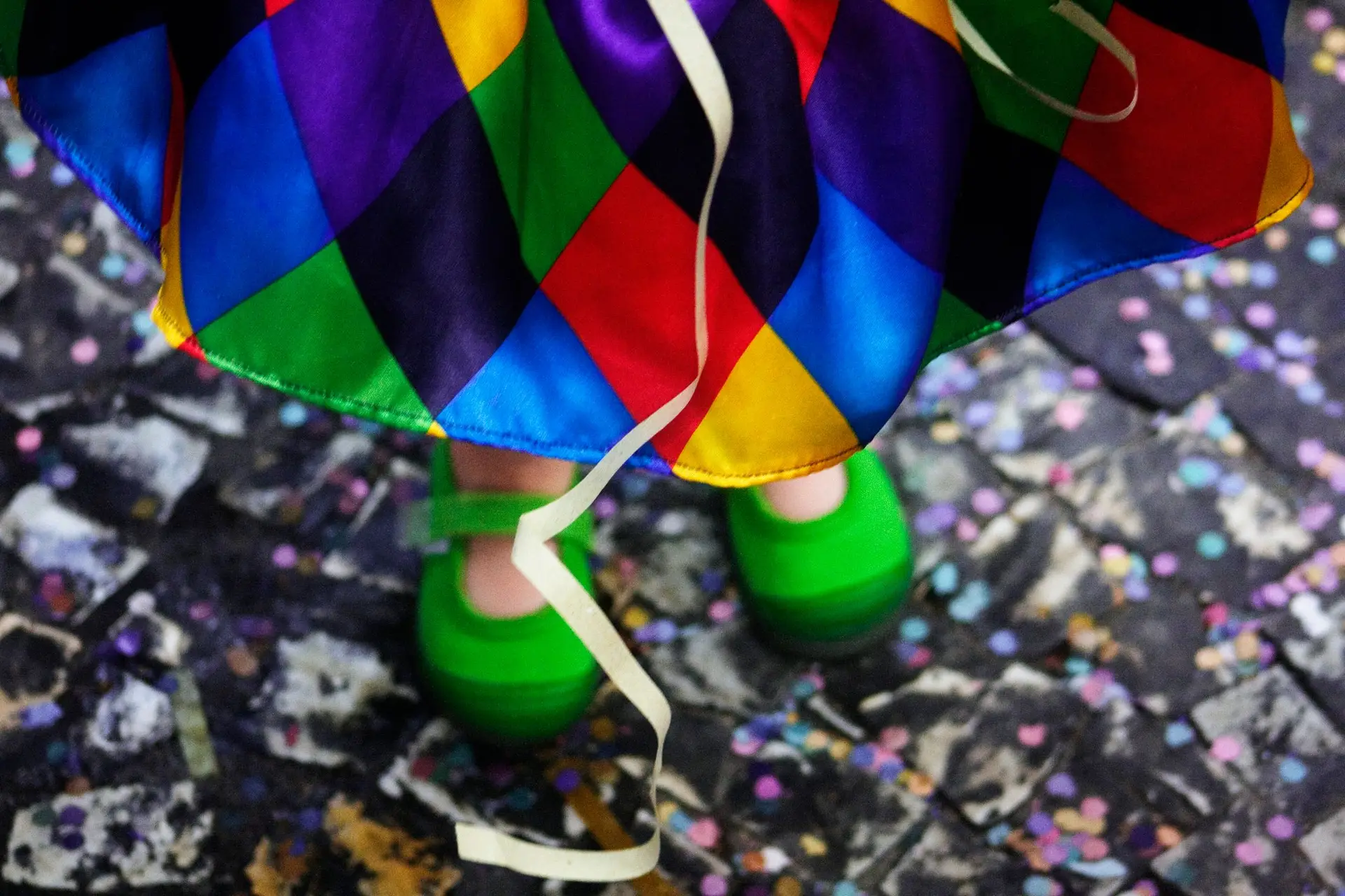 Gosta de festejar o Carnaval? Temos más notícias, vai haver chuva e vento