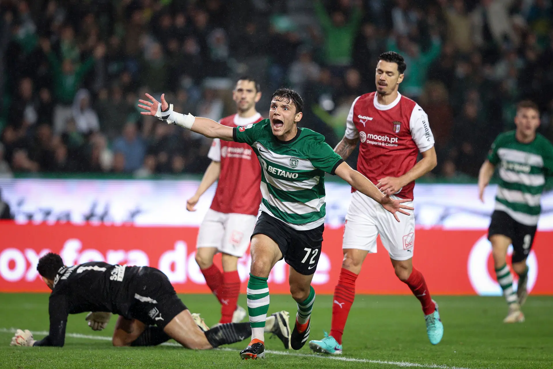 Primeira Liga: Em Tempo De Carnaval, Sporting Desfila Em Alvalade Com ...