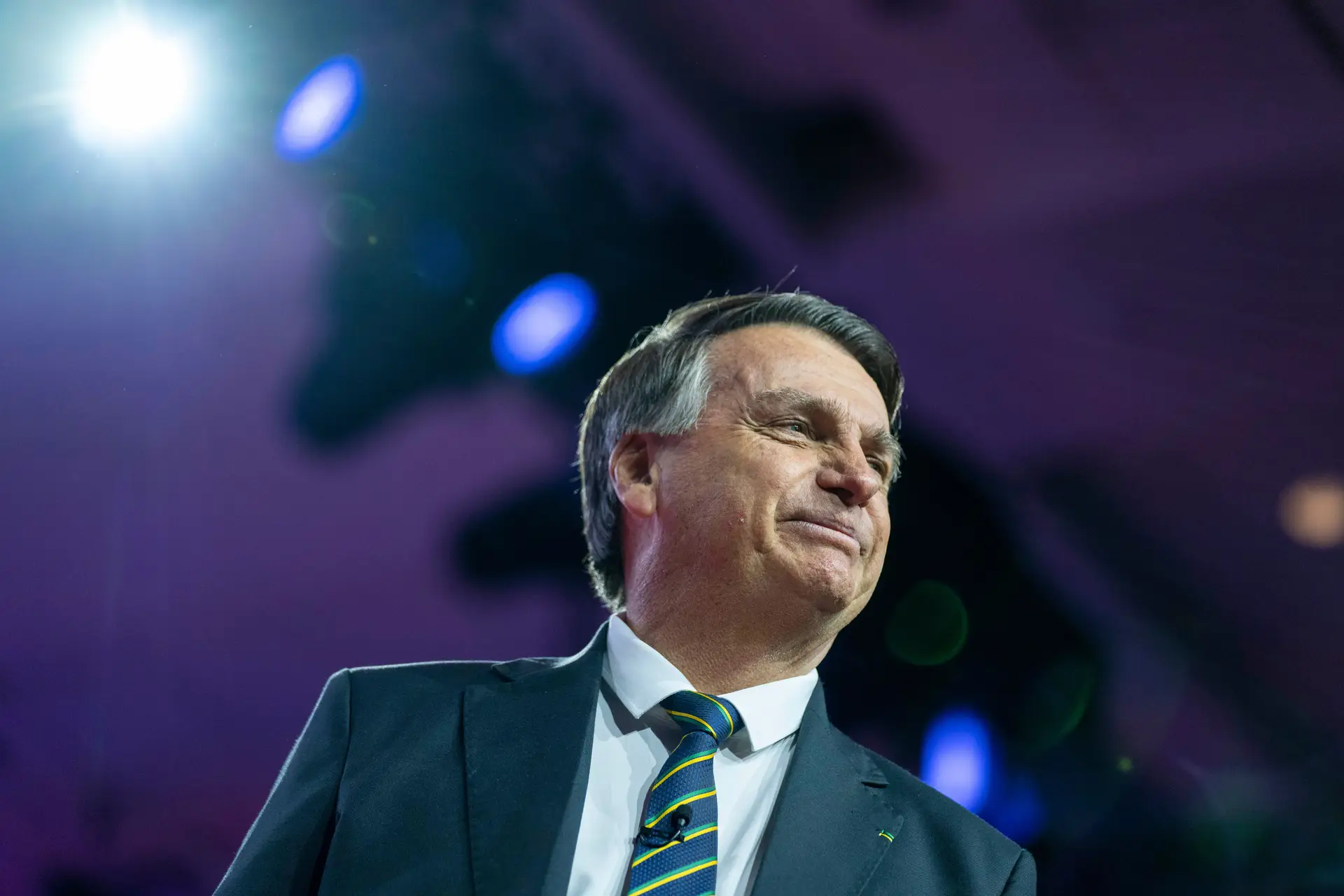 Bolsonaro pede a apoiantes para participarem em "manifestação pacífica"