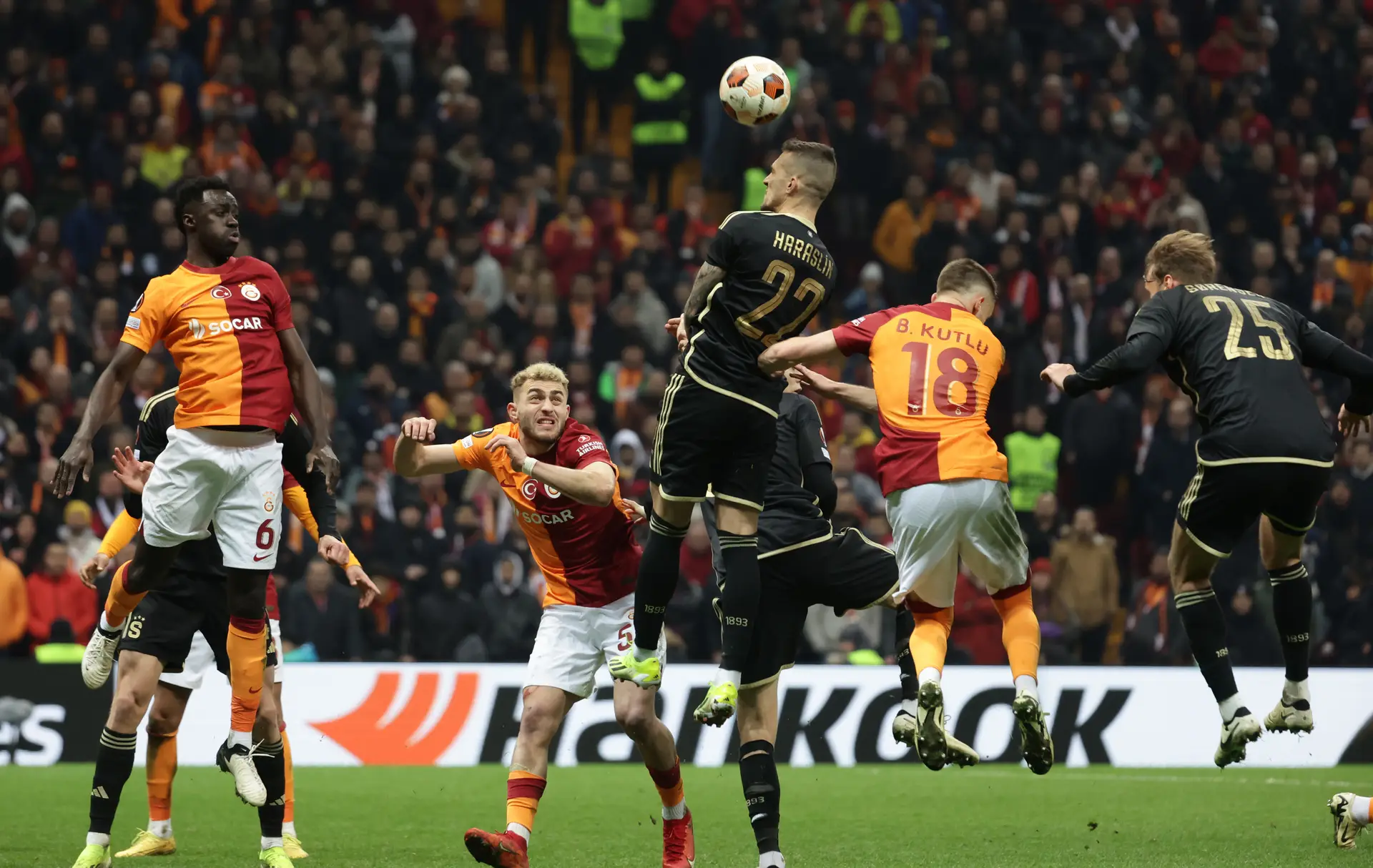 Liga Europa: Galatasaray bate o Sparta Praga e sonha com os 'oitavos'