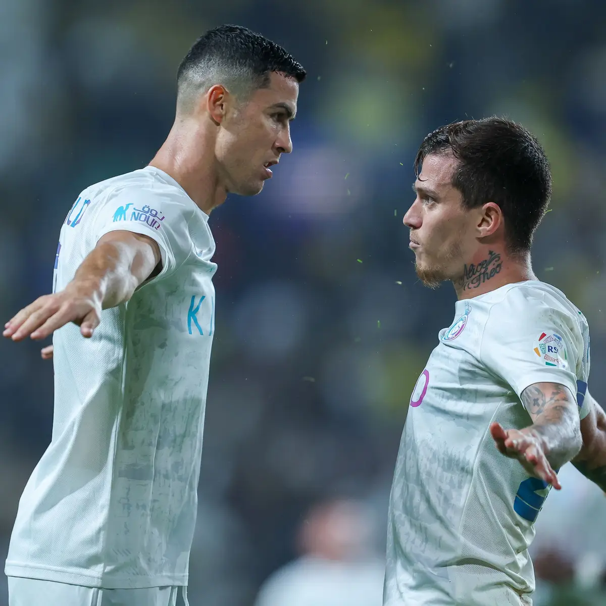 Cristiano Ronaldo e Otávio dão vitória ao Al Nassr e pressionam Jesus - SIC  Notícias