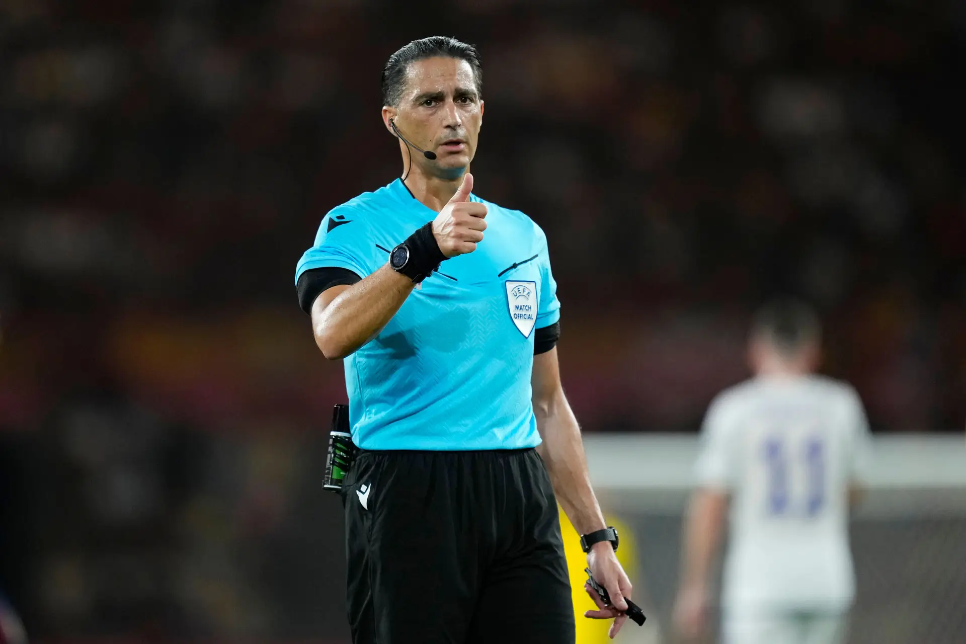 Neerlandês Serdar Gözübüyük vai arbitrar FC Porto-Arsenal - SIC Notícias