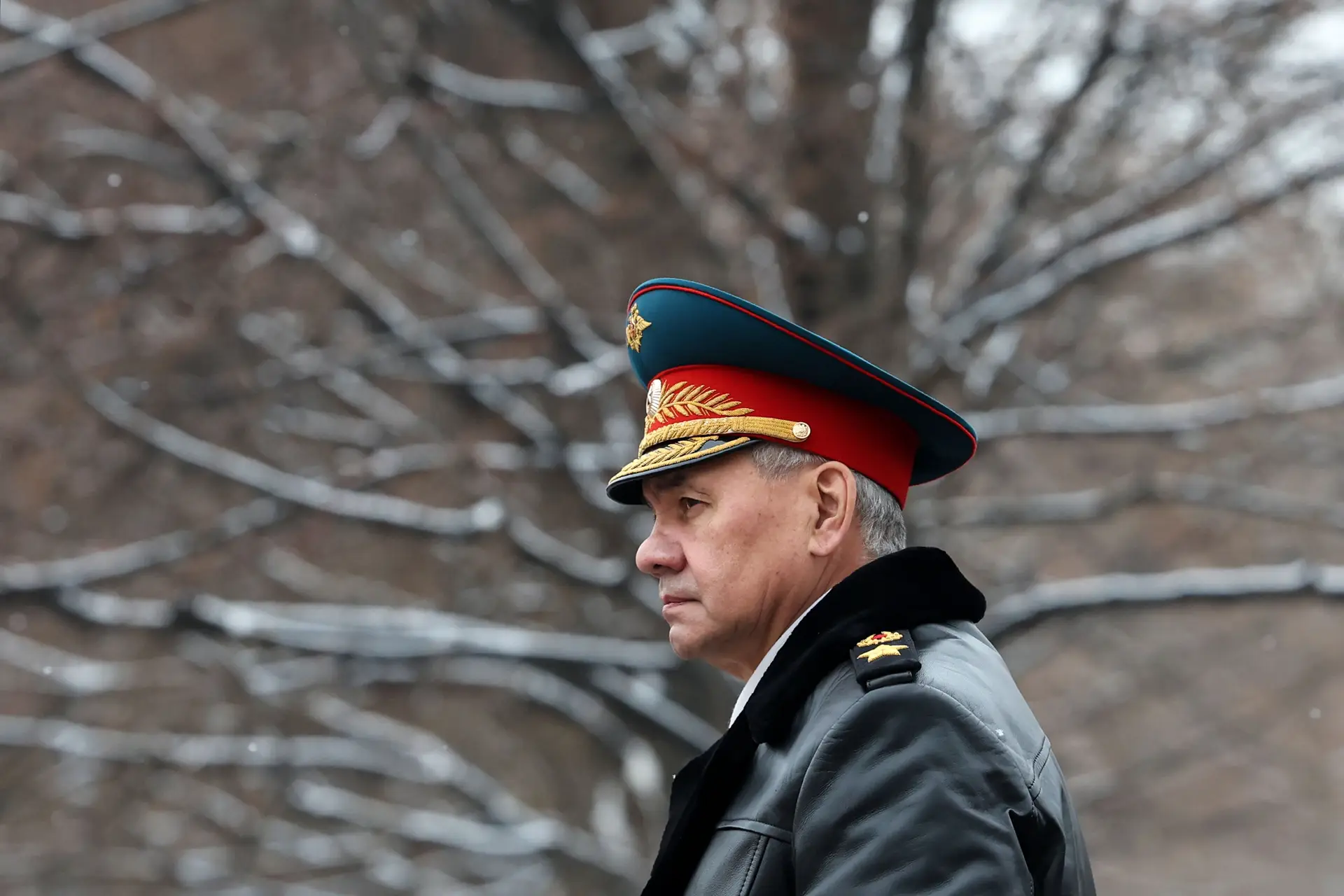 Ministro da Defesa russo inspeciona tropas que conquistaram Avdiivka