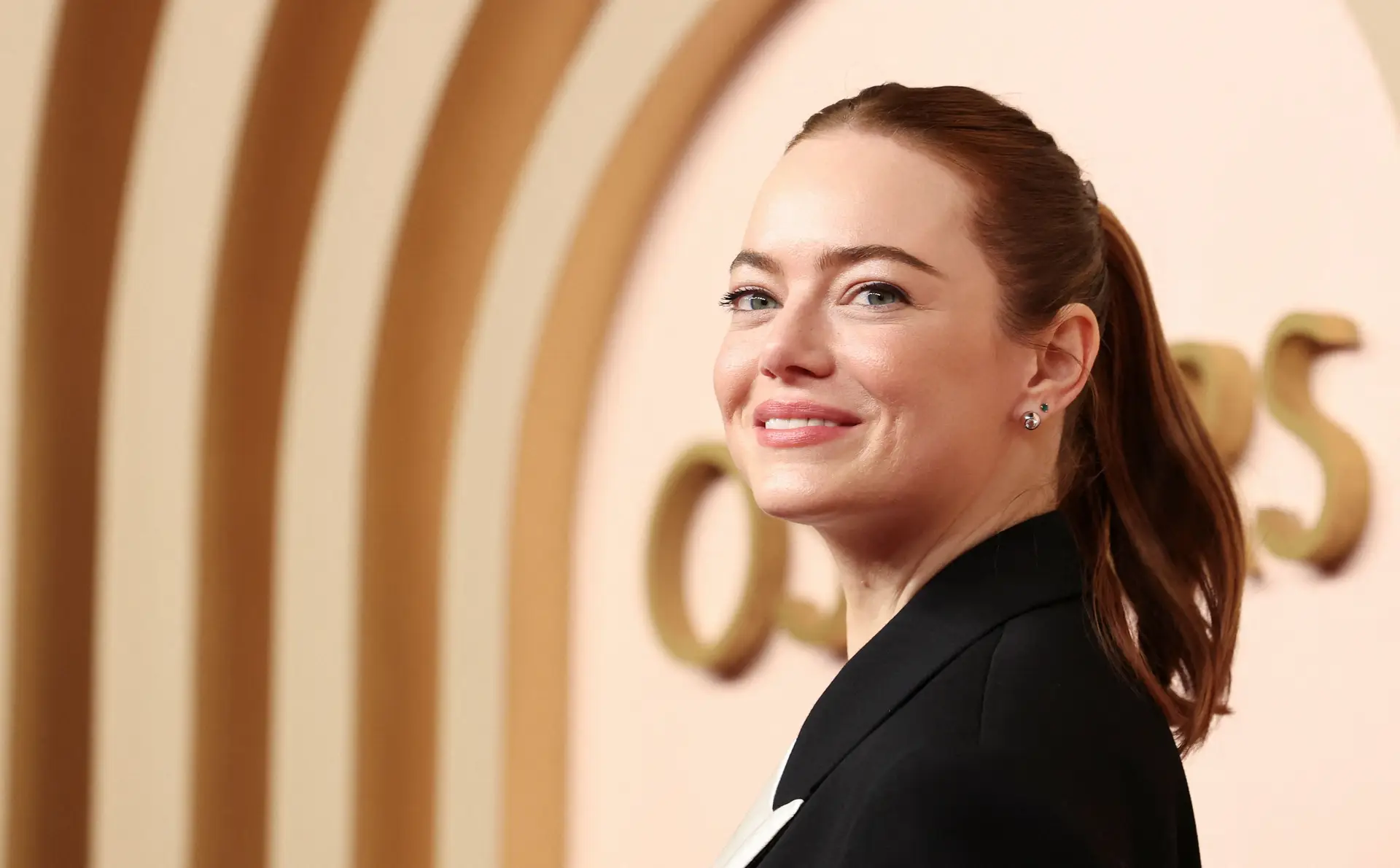 Emma Stone comeu 60 pastéis de nata em “Pobres Criaturas”