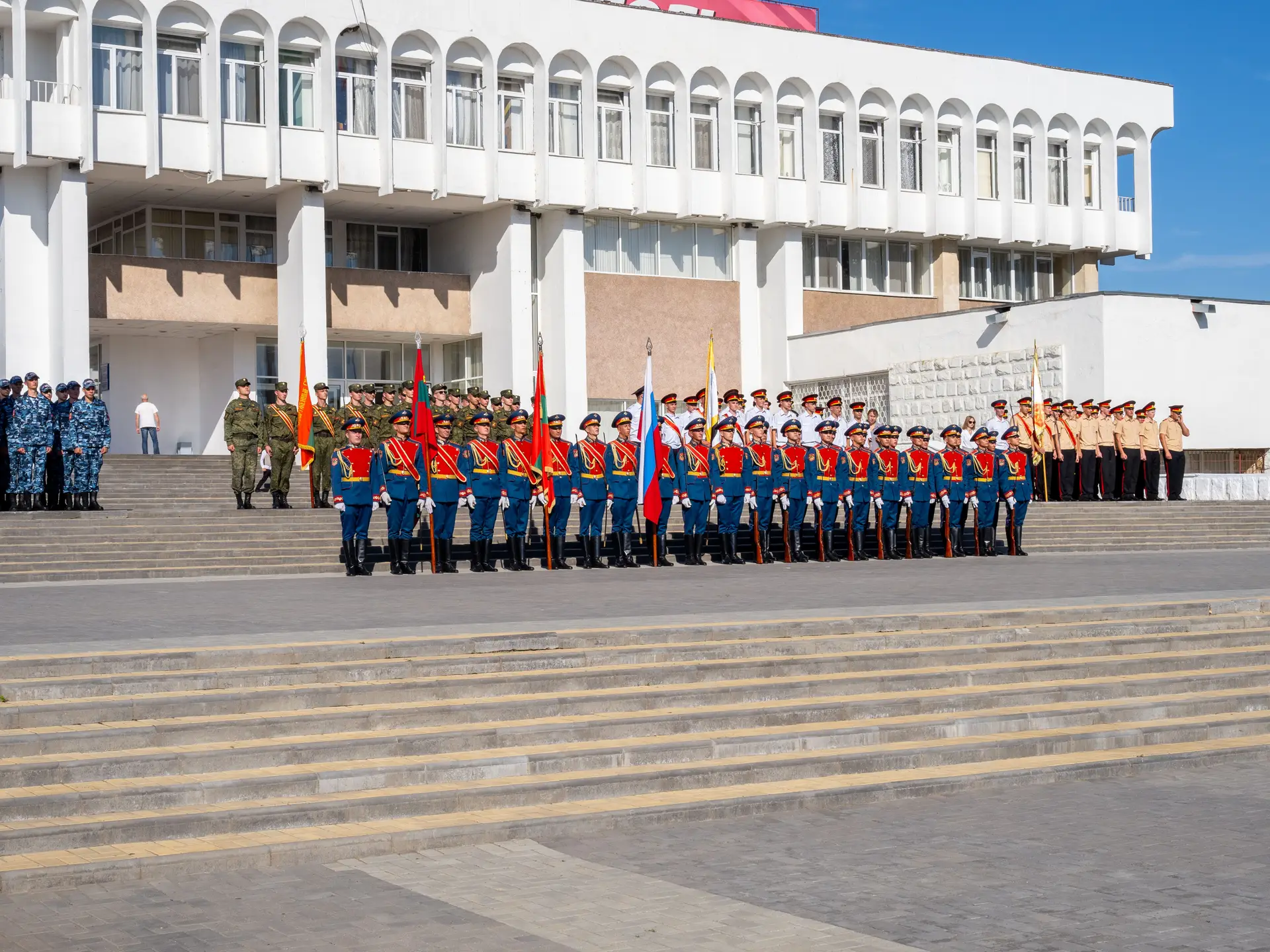 Transnístria pede proteção a Moscovo, Ucrânia alerta para "interferência destrutiva"