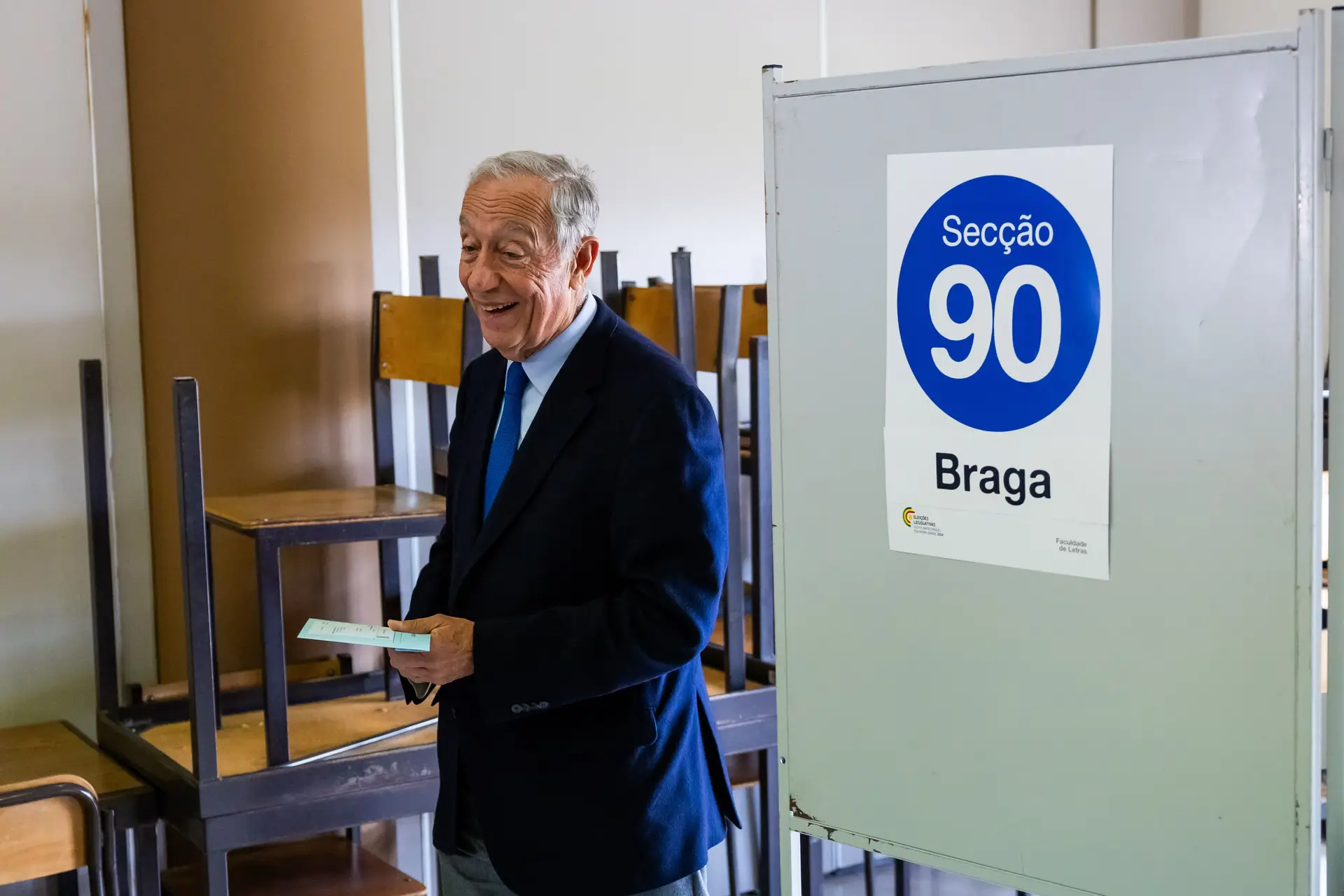 "Organizem a vida para votar": Marcelo já votou e apelou para que os portugueses votem também