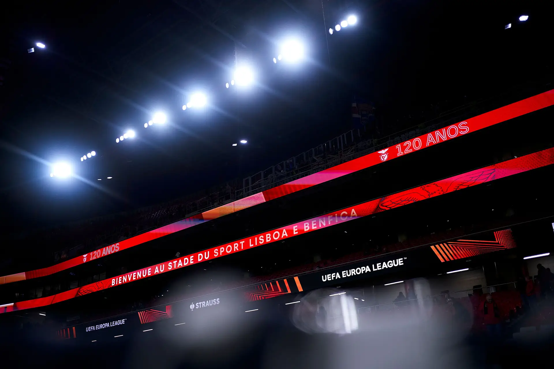 Presidente do Marselha ameaça faltar ao jogo com o Benfica