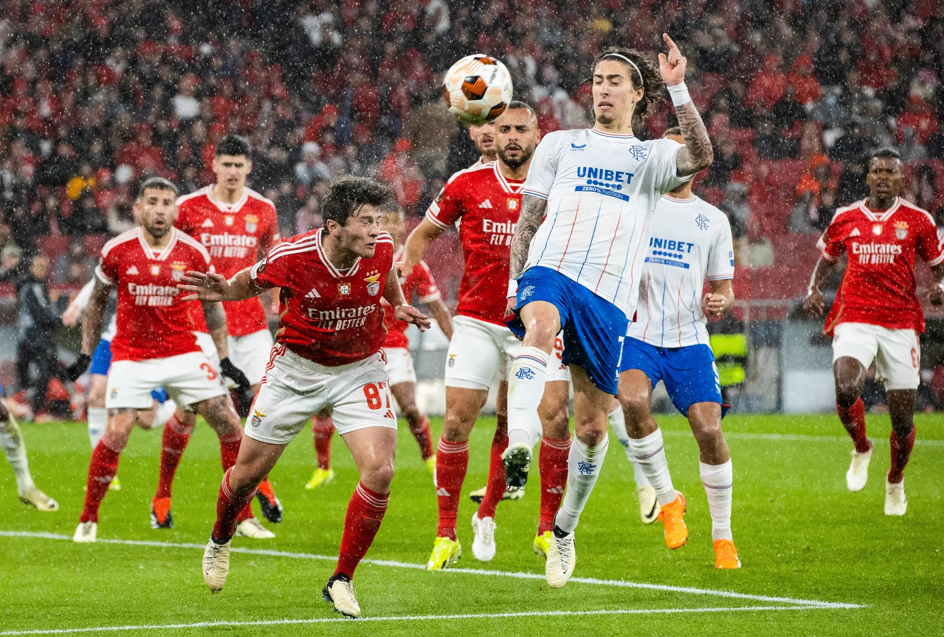 Benfica draws against Rangers and leaves everything open in the Europa League