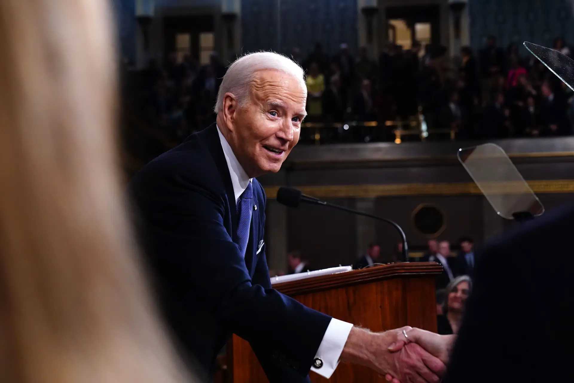 Biden alcança mandatos suficientes para disputar presidenciais pelos democratas