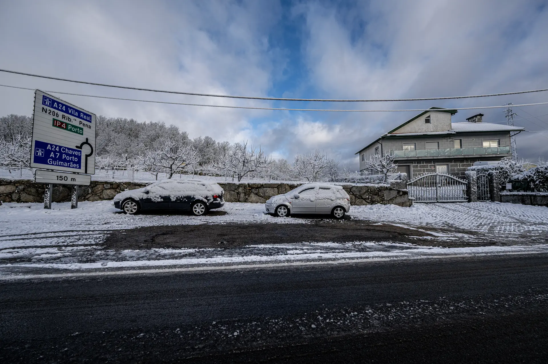Queda de neve coloca seis distritos de Portugal continental sob aviso laranja