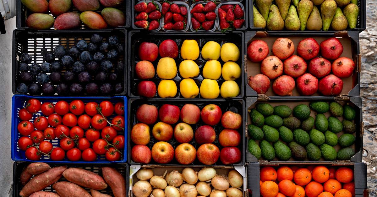 Guerra faz subir preços nos mercados: comerciantes alegam margem de lucro curta