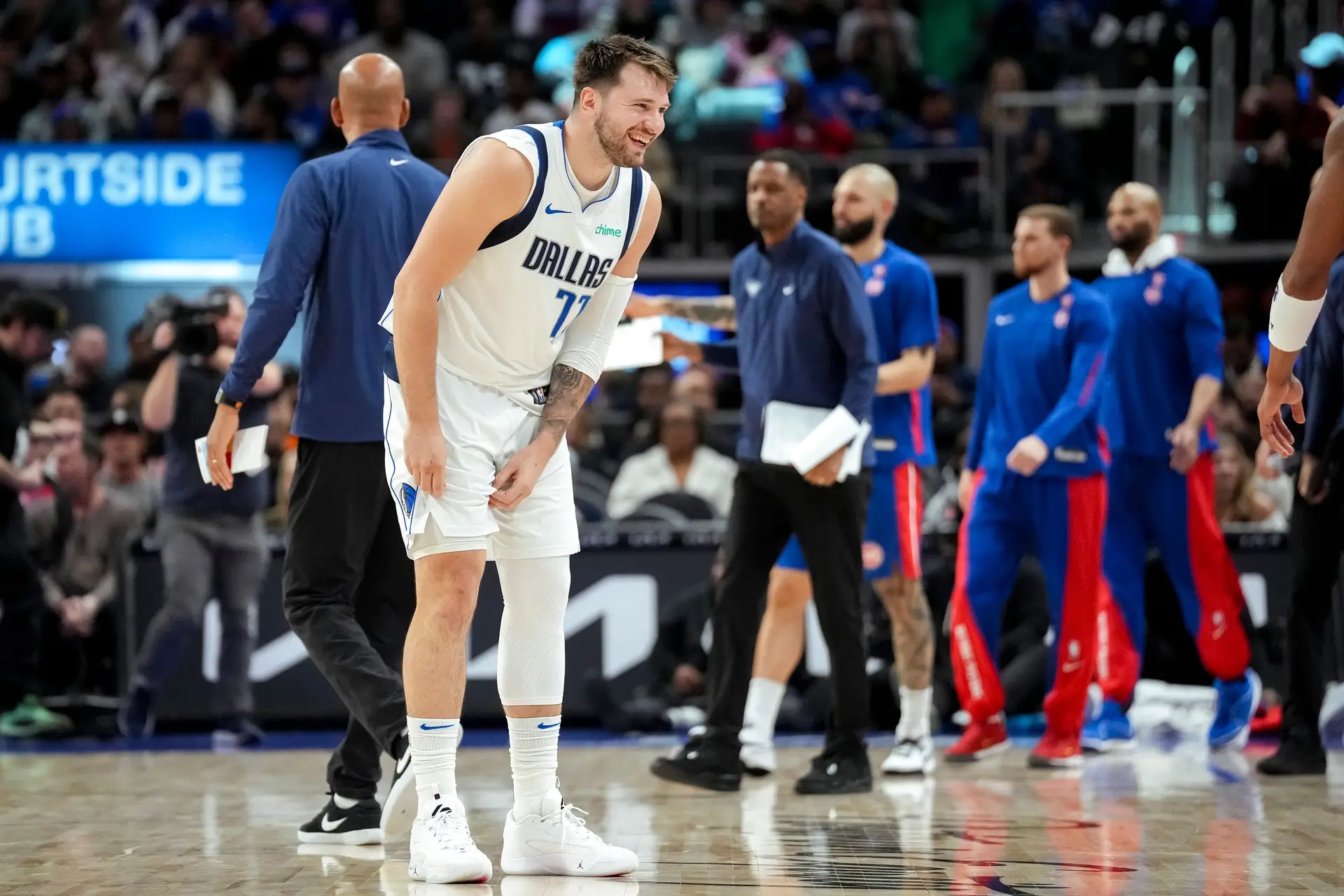 Doncic bate recorde da NBA com sexto 'trilplo duplo' com 30 pontos consecutivo