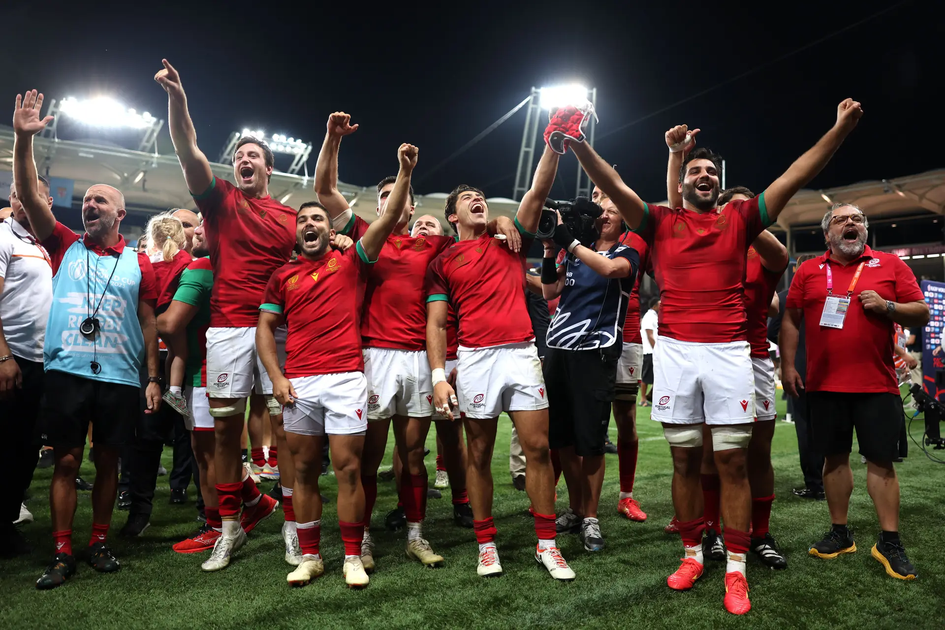 Jogadores lusos celebram vitória diante das Ilhas Fiji no Mundial de 2023 (Arquivo)