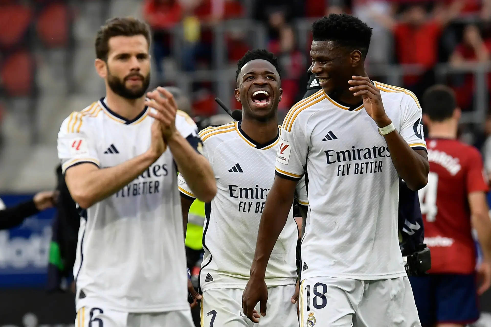 Real Madrid goleia com 'bis' de Vinícius e lidera com 10 de vantagem sobre Girona
