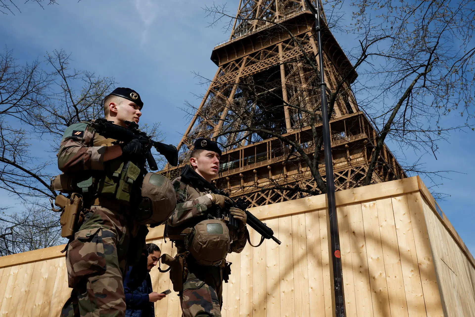 La France est au niveau d’alerte terroriste maximum, qu’est-ce qui va changer ?