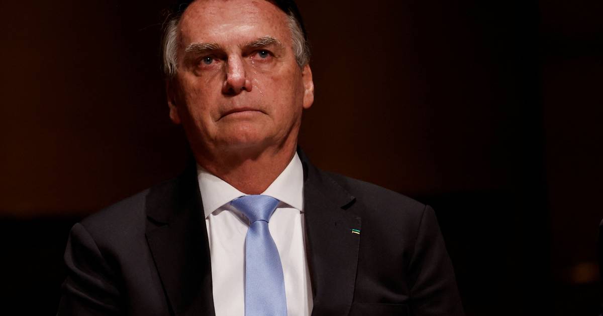 Jair Bolsonaro acusado formalmente de tentativa de golpe de Estado