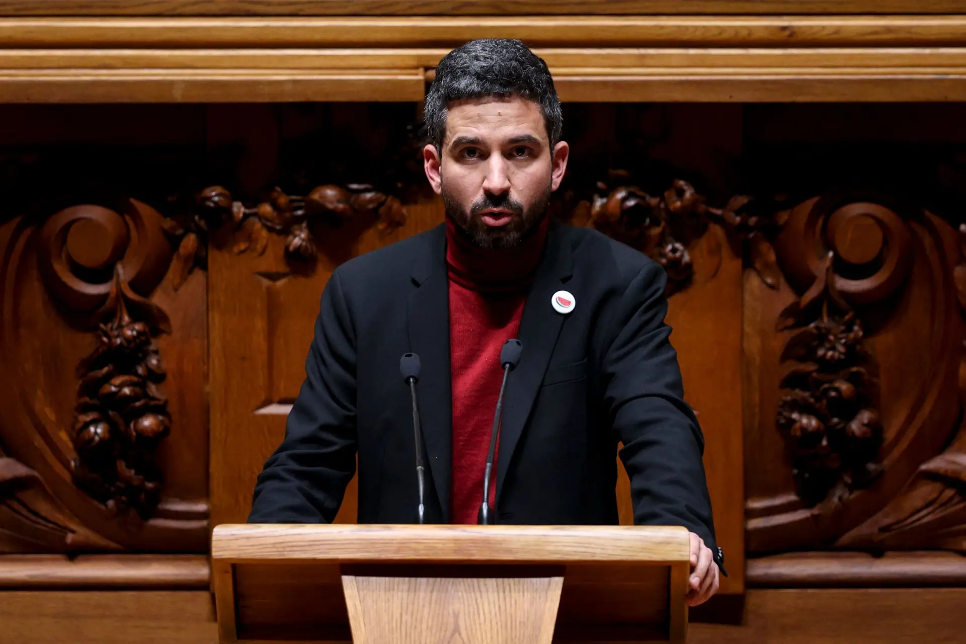 BE denuncia "mudança de tom" de Montenegro sobre promessas eleitorais