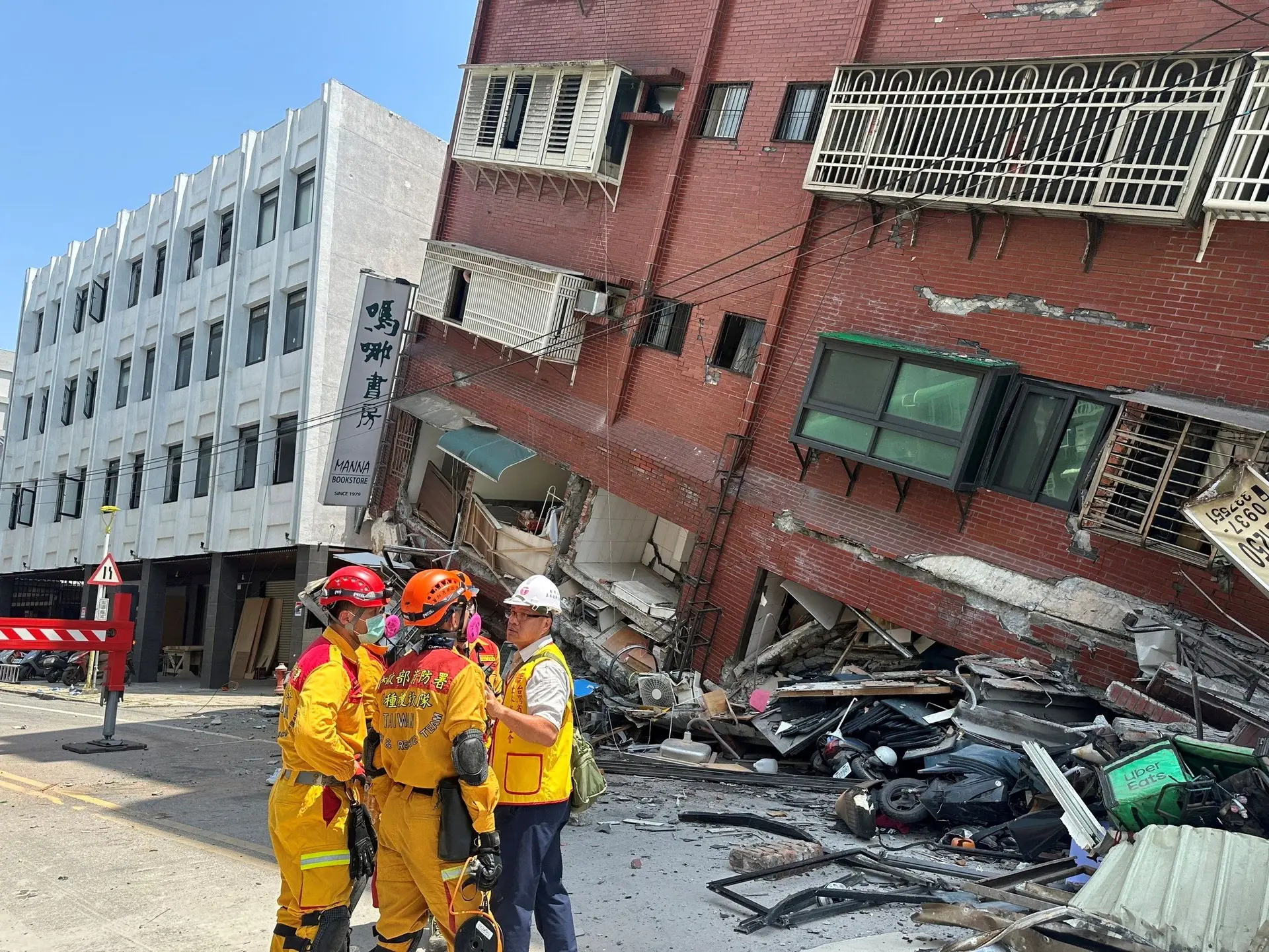 Sismo de magnitude 7,5 em Taiwan faz vários mortos