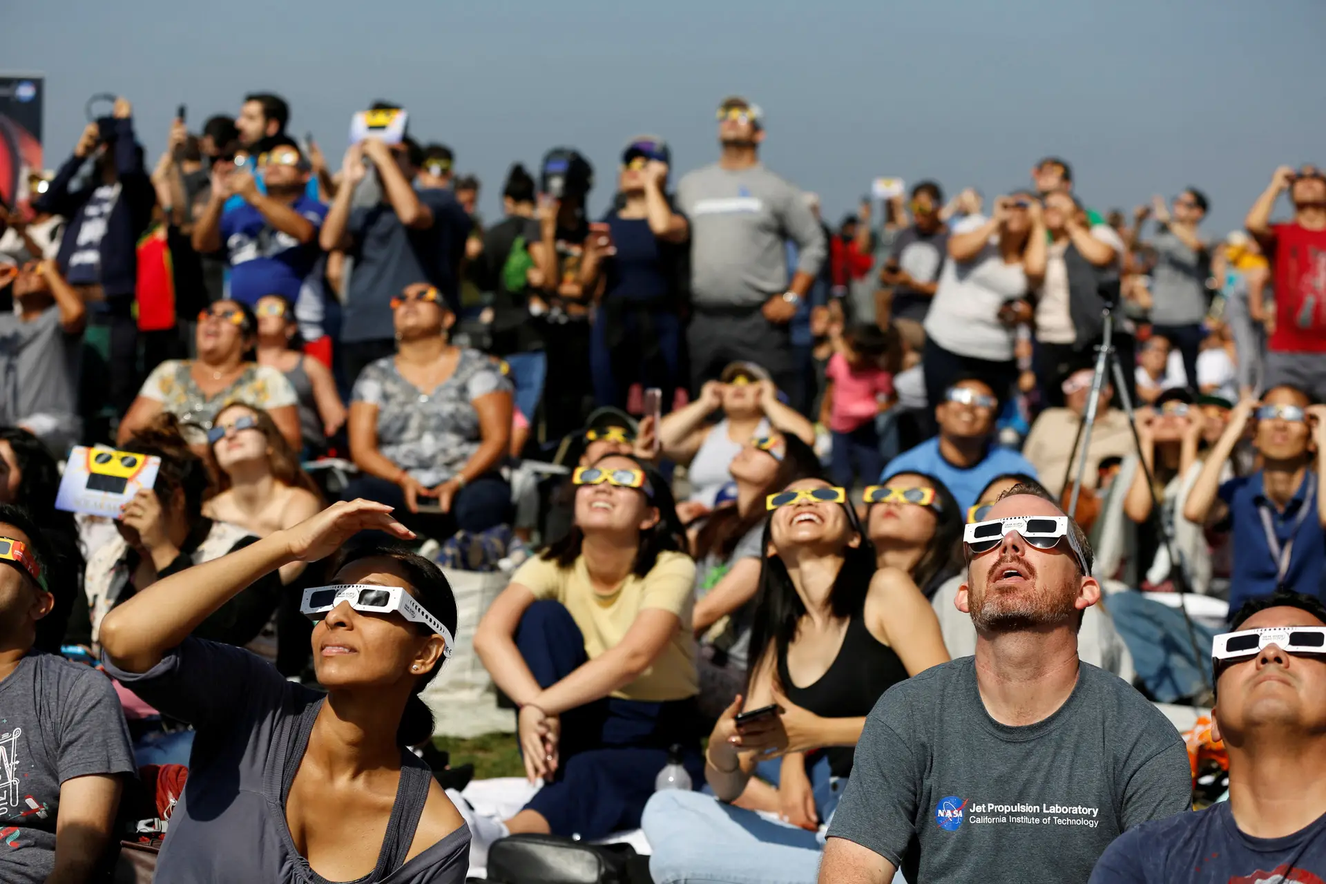 Esta segunda-feira há eclipse do Sol, mas apenas uma região de Portugal vai conseguir vê-lo