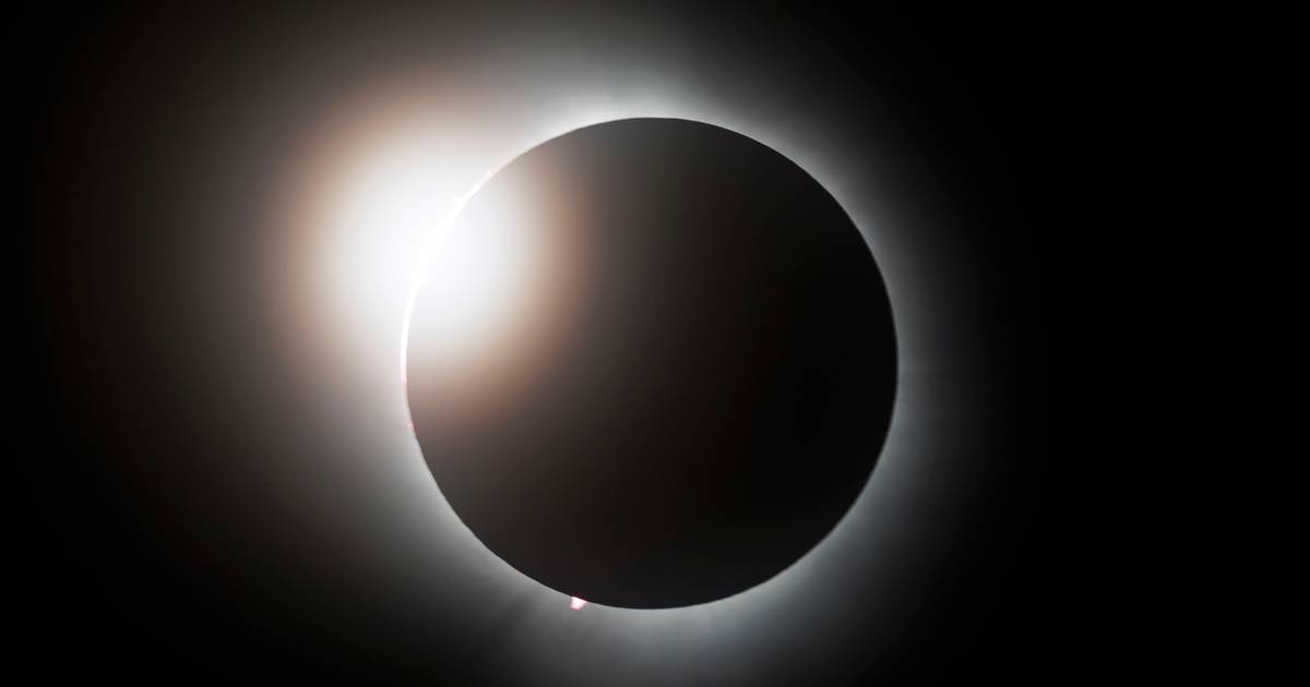 Lotação esgotada para ver o eclipse do Sol em Bragança (mas muitos continuam a tentar)