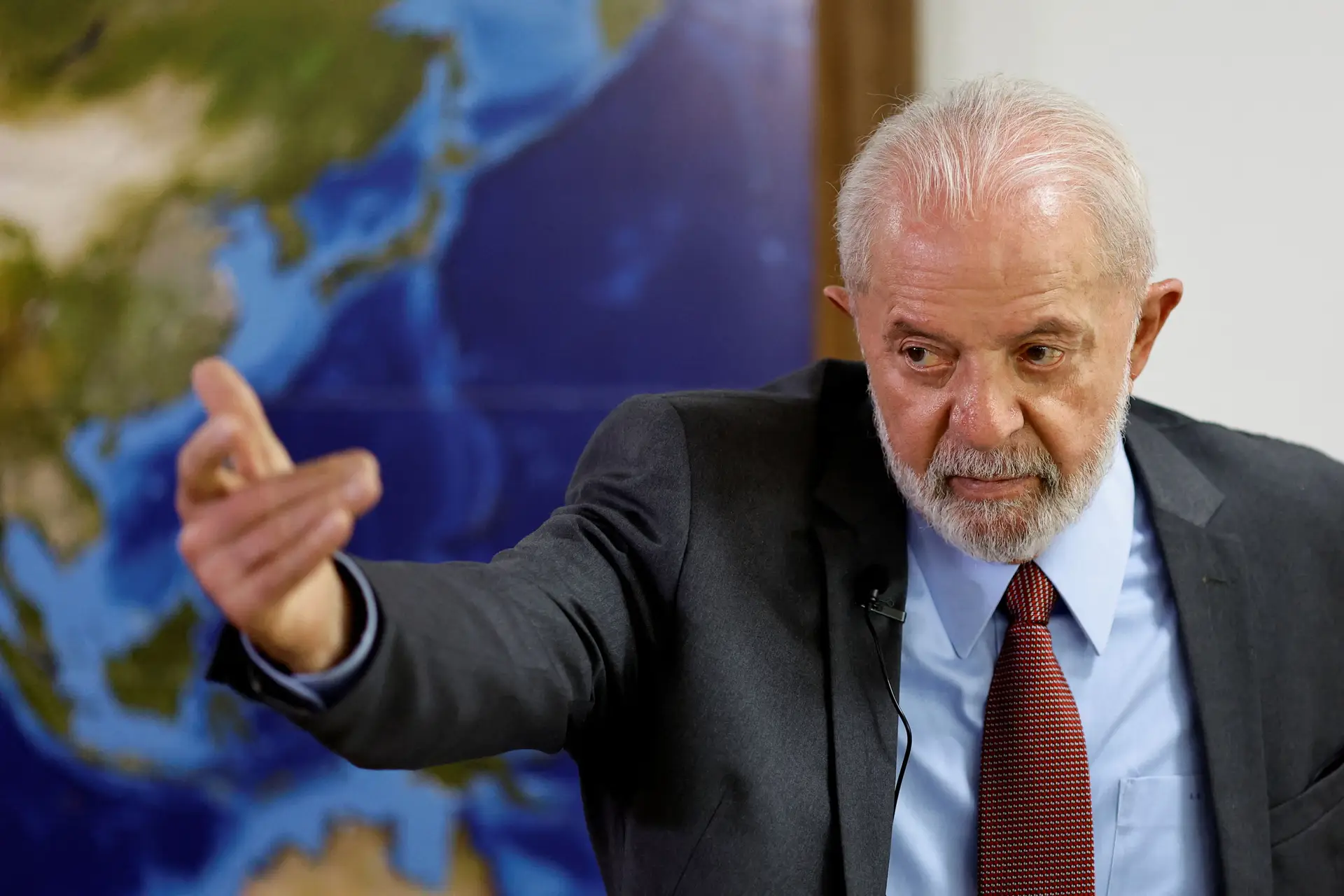 Parlamento brasileiro aprova artigo sobre aborto apesar do veto de Lula
