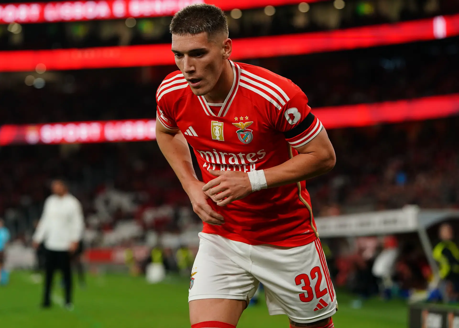 Oficial: Rollheiser deixa Benfica rumo ao Santos