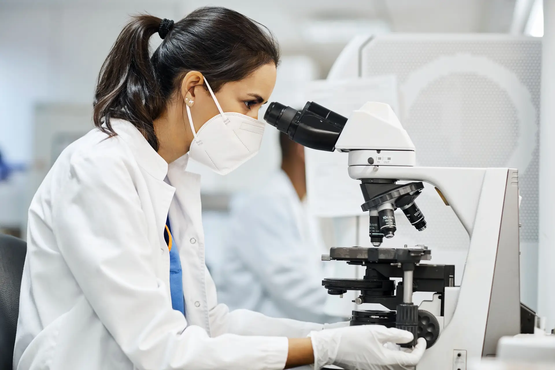 Investigadores estudam novo fármaco para tratamento de Parkinson