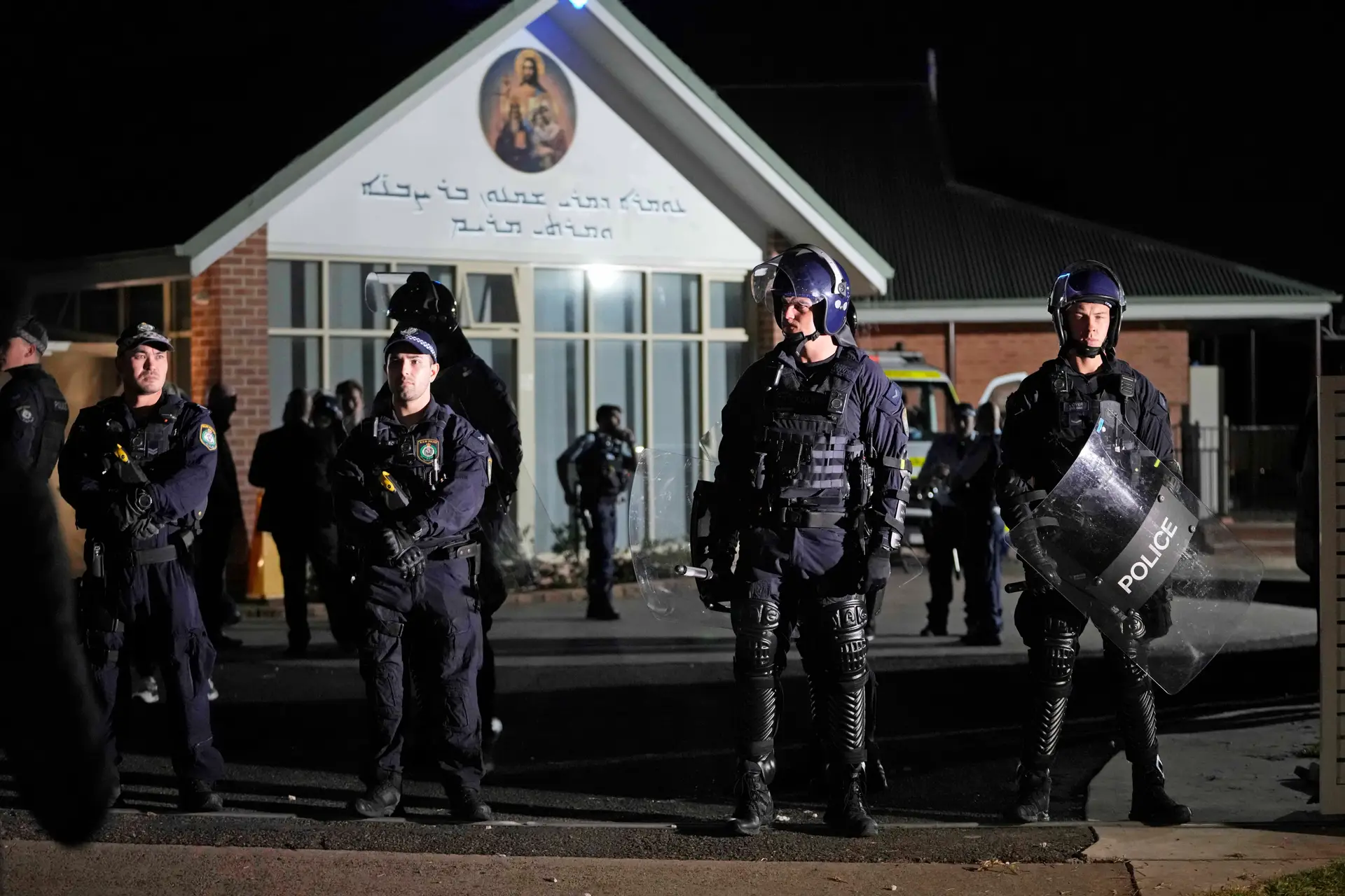 Ataque em igreja de Sydney: sete pessoas detidas em operações antiterrorismo