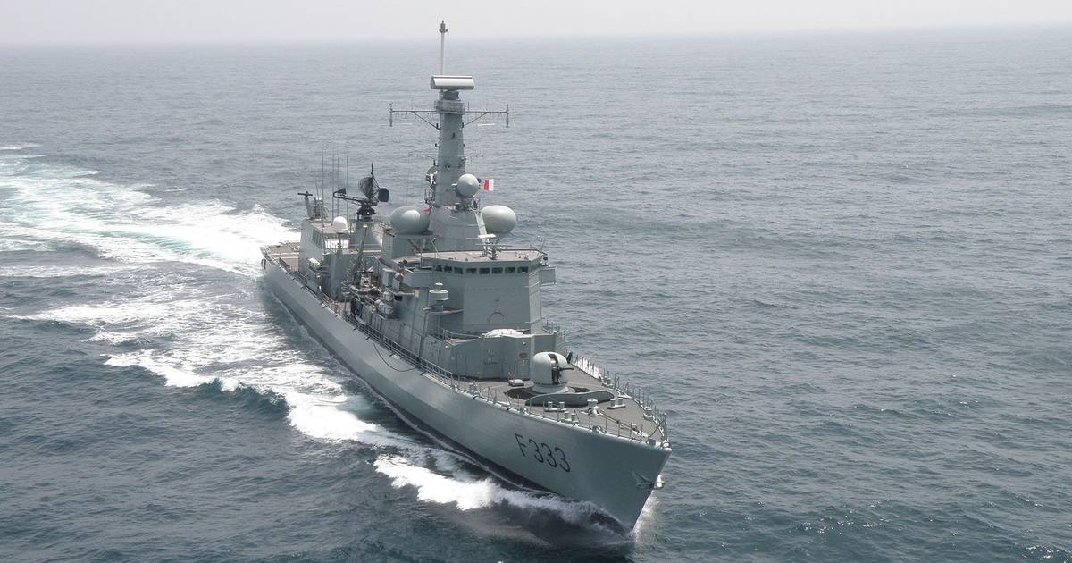 PS insiste sulla sottocommissione per gli investimenti militari e attribuisce al Governo la responsabilità delle polemiche sull'acquisto delle fregate