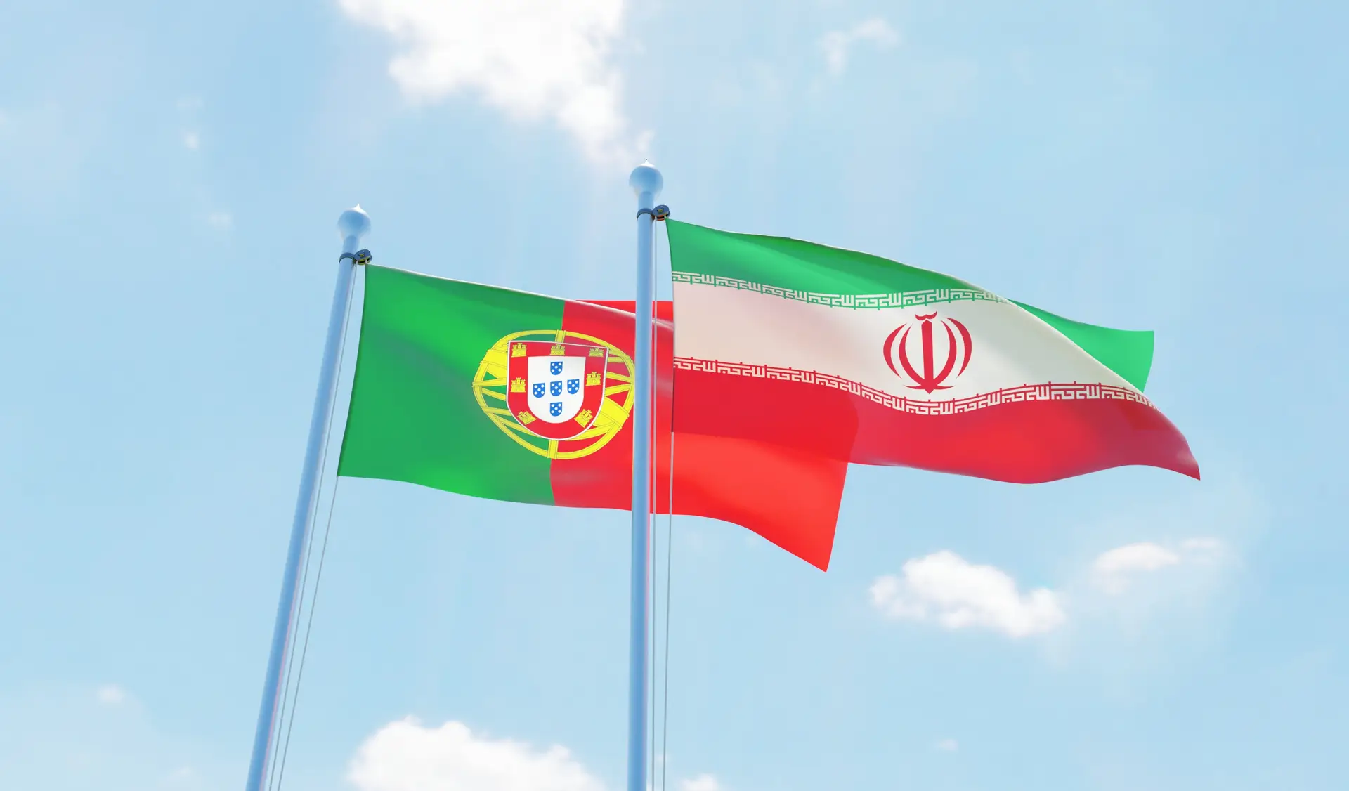Governo português chama embaixador do Irão e faz um apelo e duas exigências