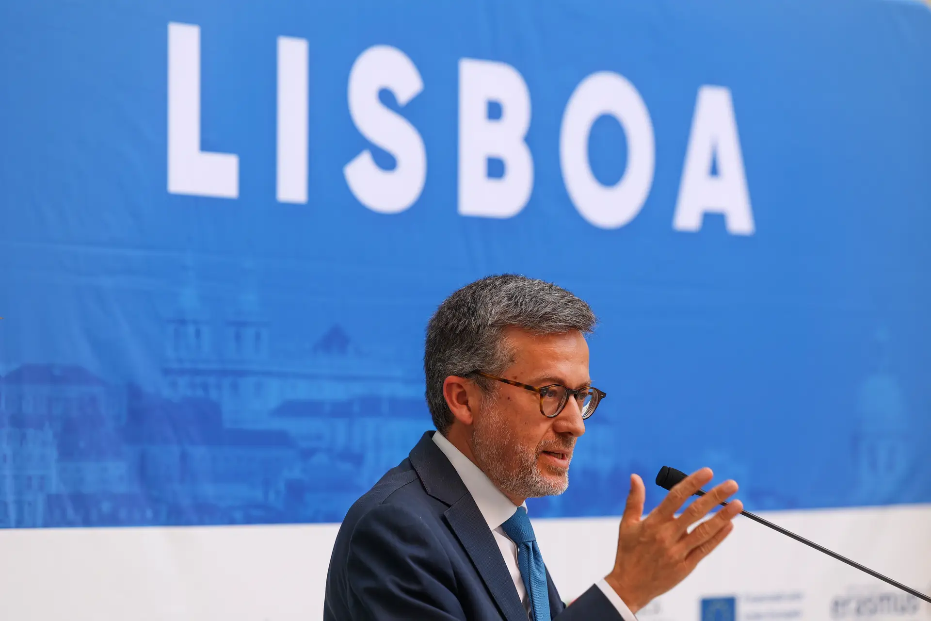 “Chamou-me mentiroso”: Moedas abandona Assembleia Municipal de Lisboa após ser acusado de mentir
  #ÚltimasNotícias #lisboa