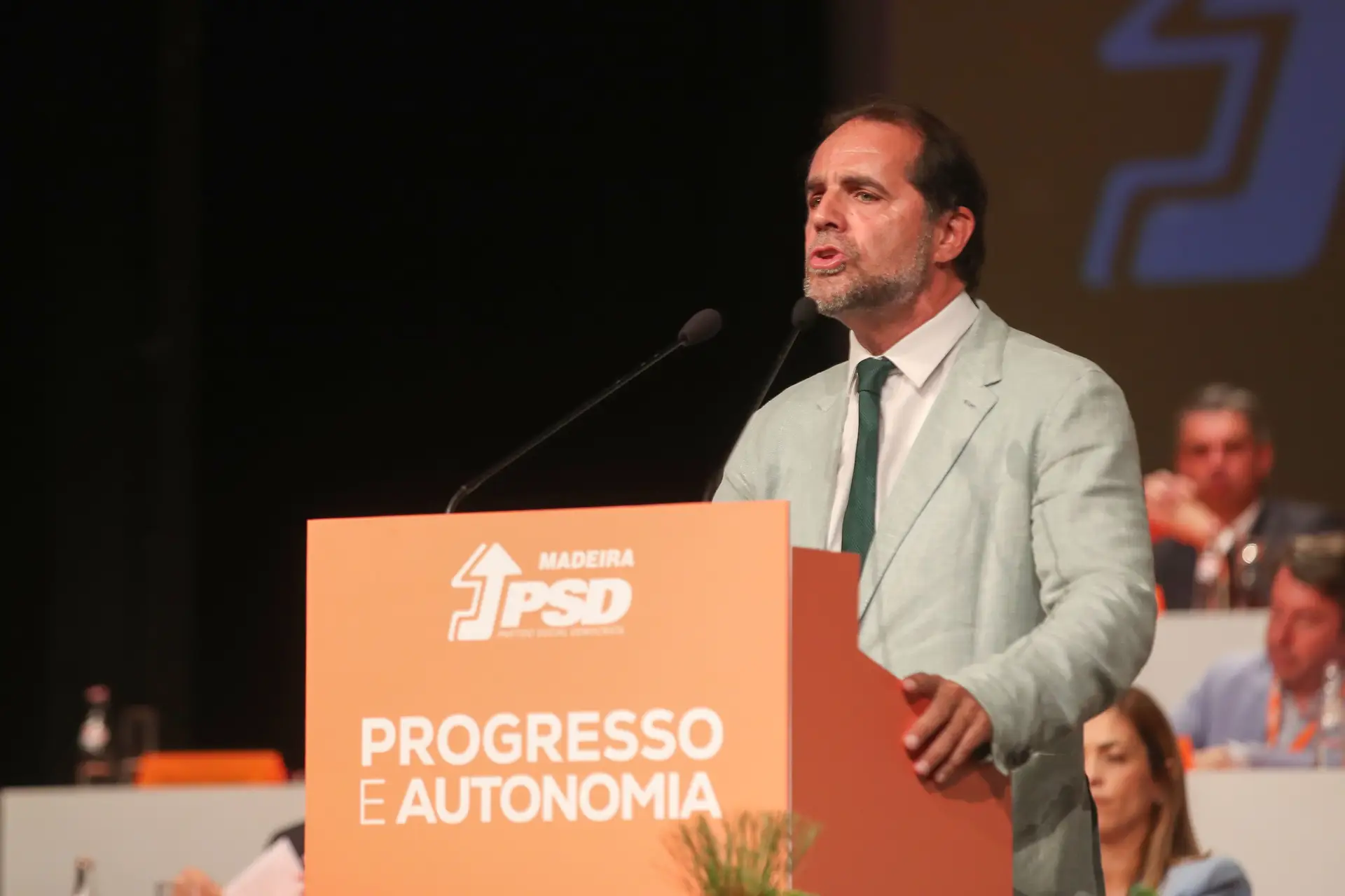 Governo Regional da Madeira e deputados tomam posse
