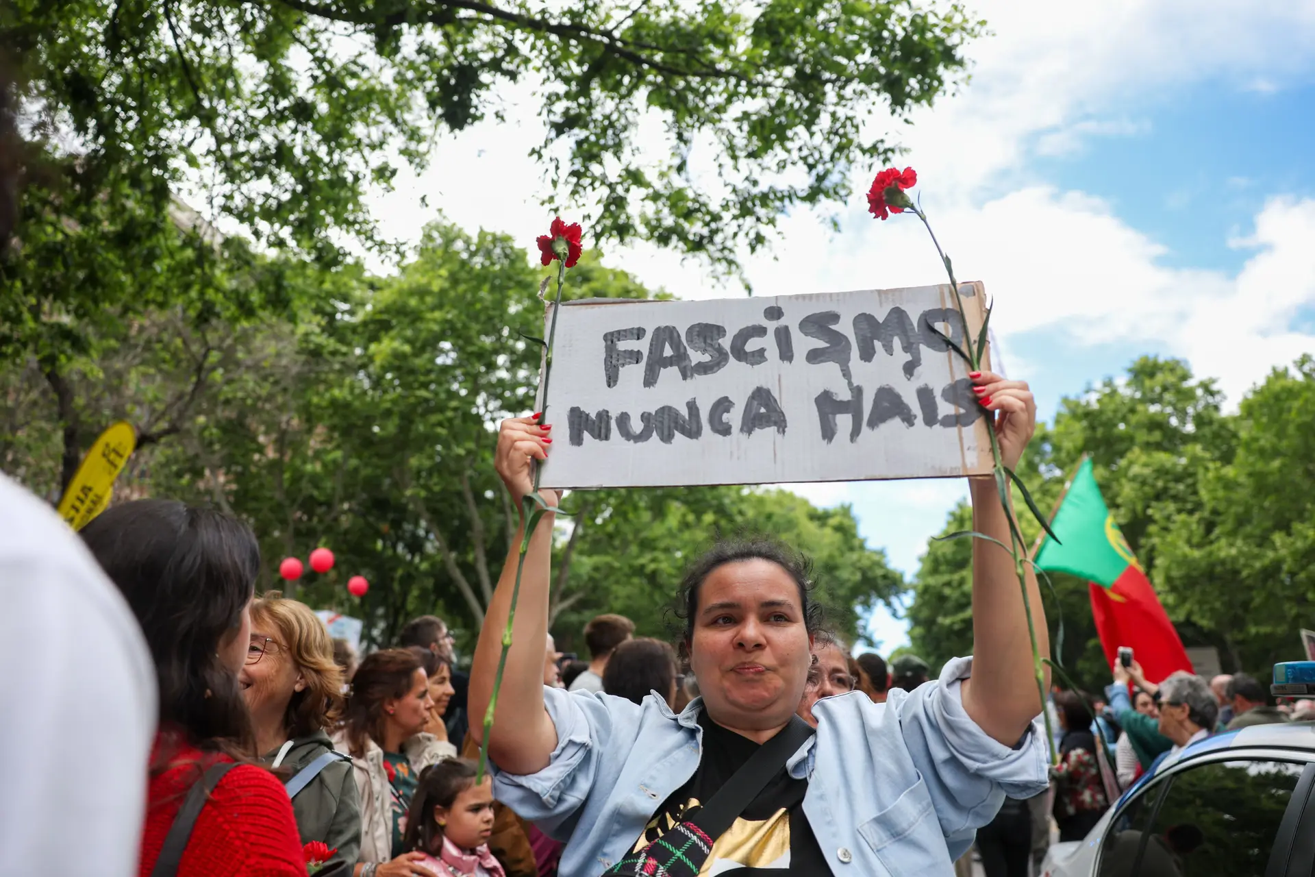 25 de Abril nas ruas de Lisboa: as melhores imagens da festa da liberdade