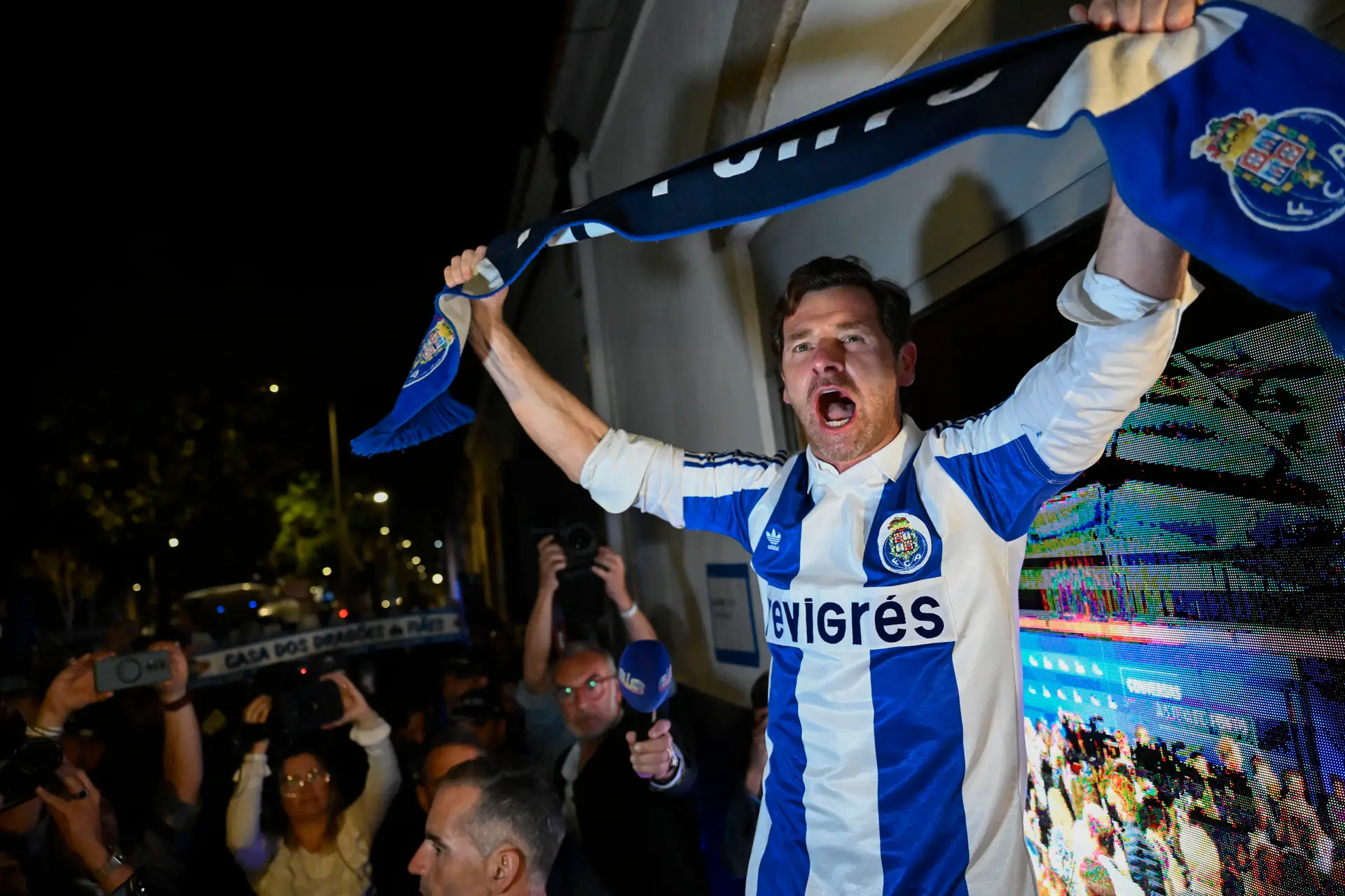 André Villas-Boas toma posse como presidente do FC Porto a 7 de maio