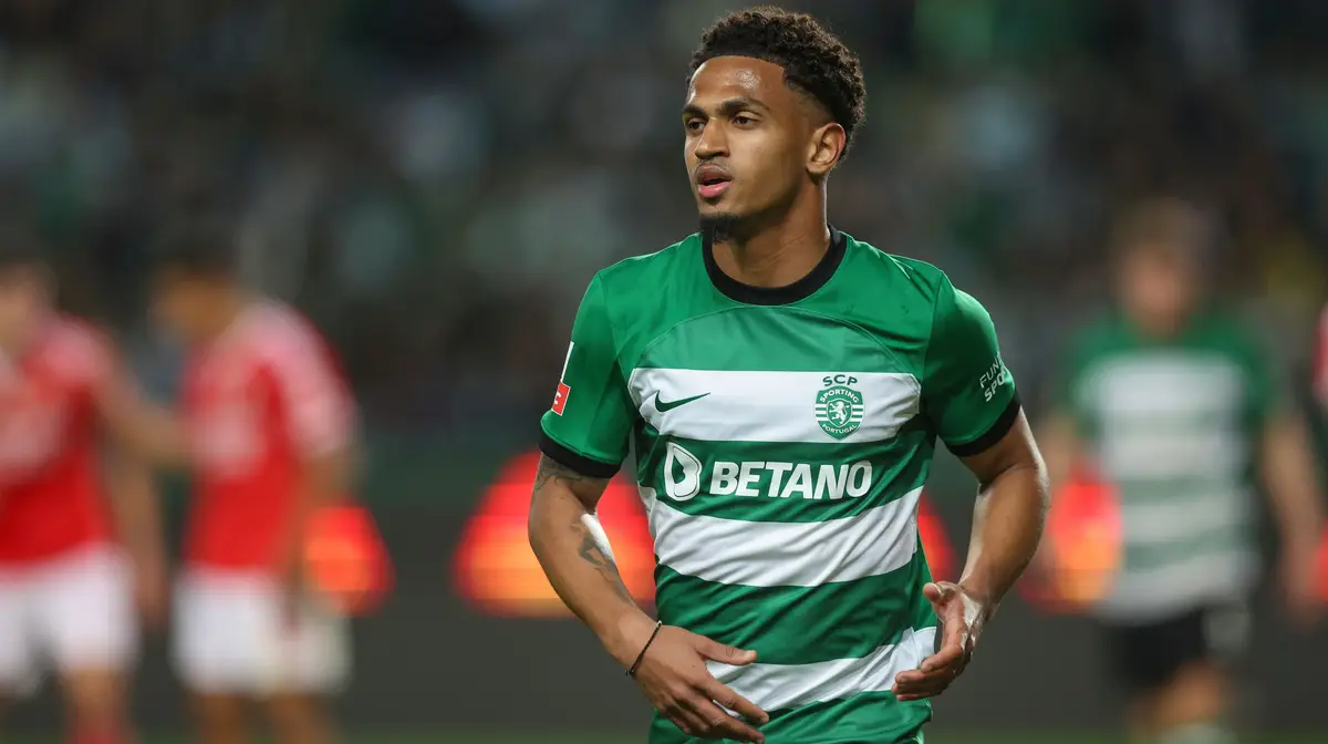 Marcus Edwards, extremo direito, 25 anos - 25 jogos, 4 golos - no Sporting desde 2021
