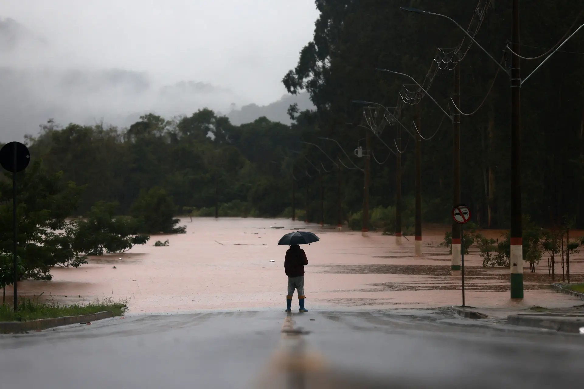 Chuvas e cheias no sul do Brasil: número de mortos sobe para 10